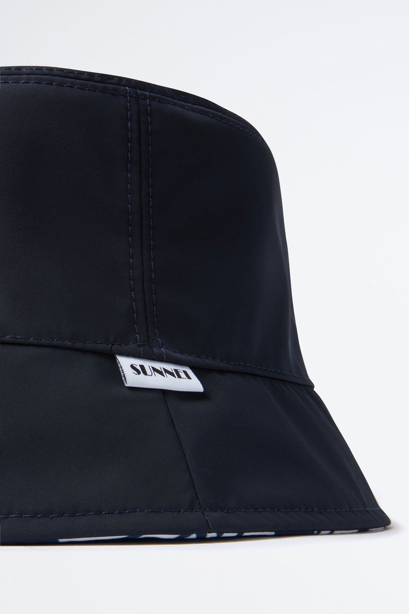 REVERSIBLE NAVY & WHITE LOGO BUCKET HAT 4