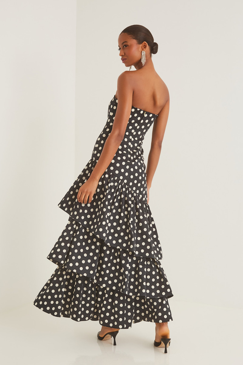 Cara Cara Sonoma Dress
Sweetheart Statement outlook