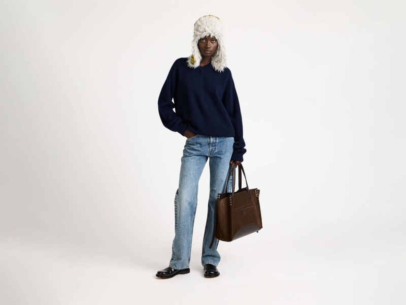 JW Anderson V-NECK CASHMERE JUMPER IN NAVY outlook