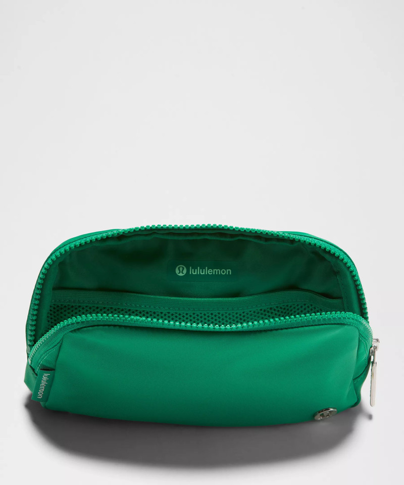 Everywhere Belt Bag 1L 4