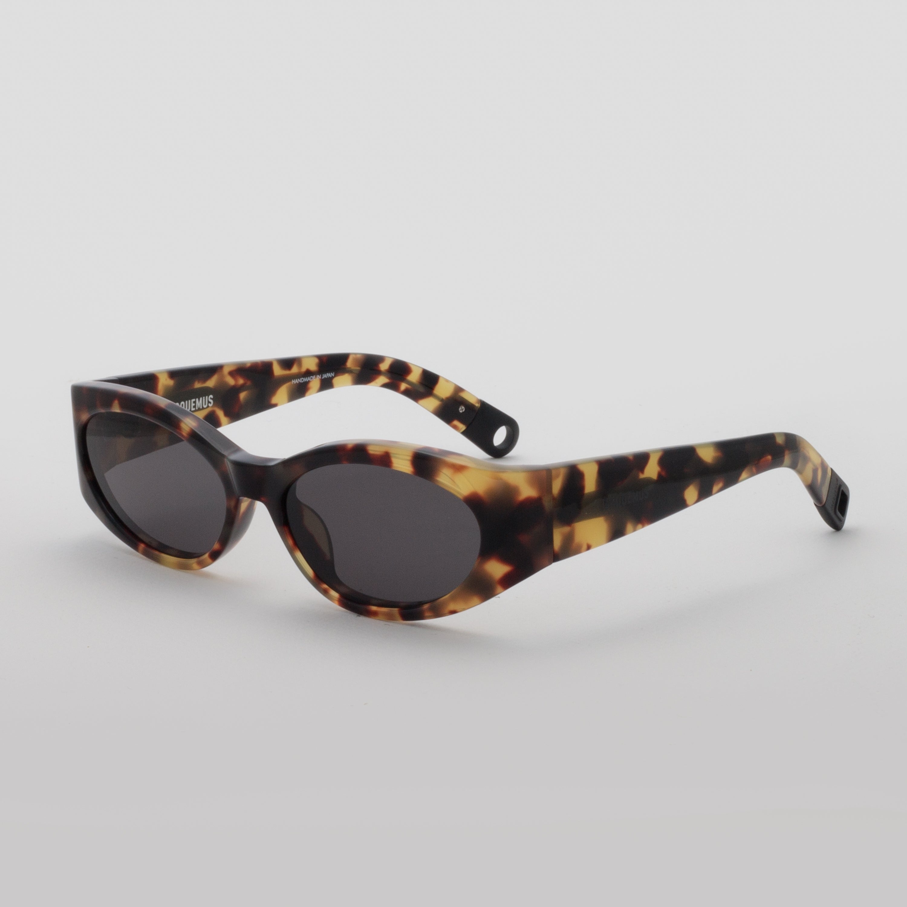Ovalo Oval Sunglasses in Tortoiseshell - 2