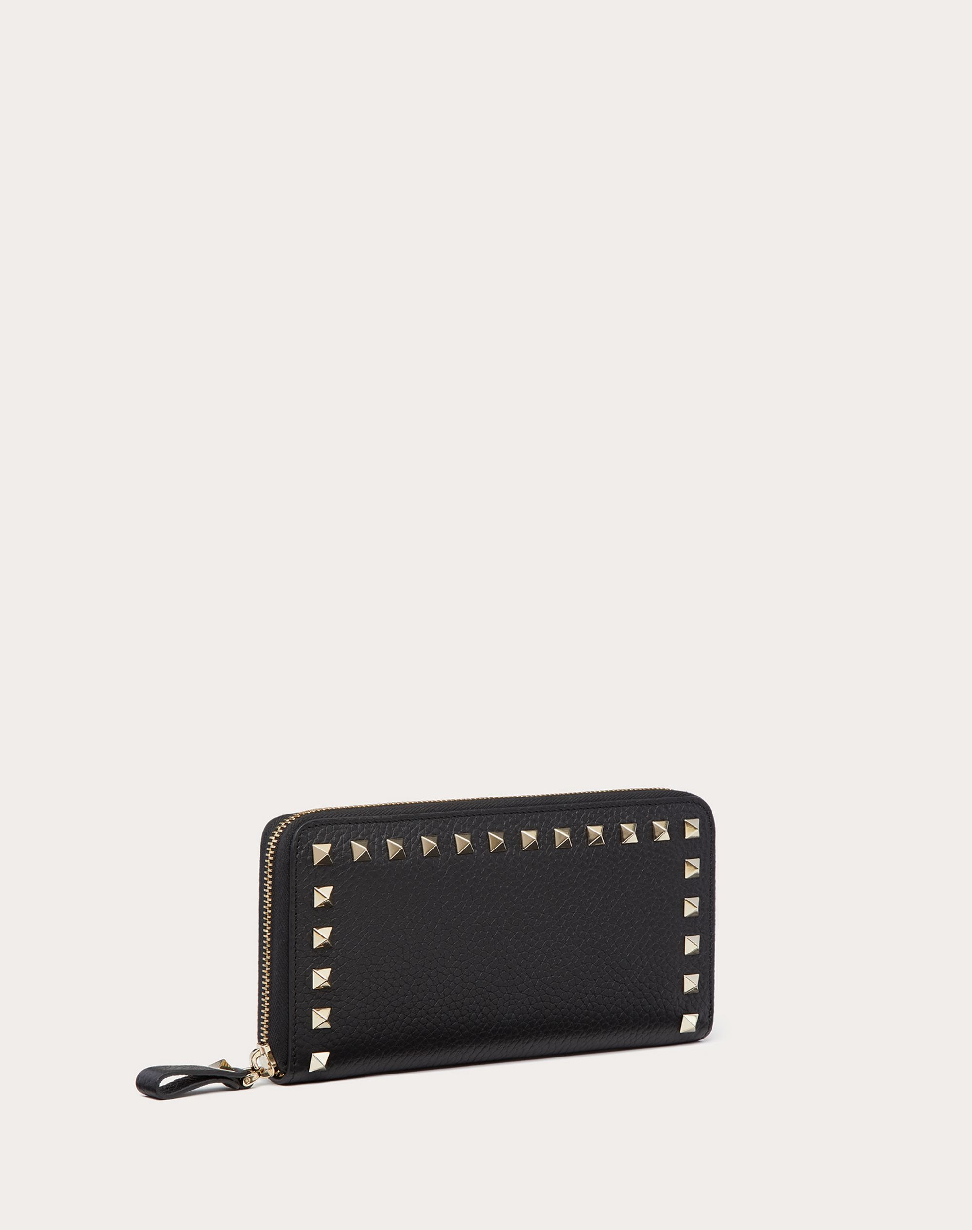 ROCKSTUD GRAINY CALFSKIN ZIPPERED WALLET - 4