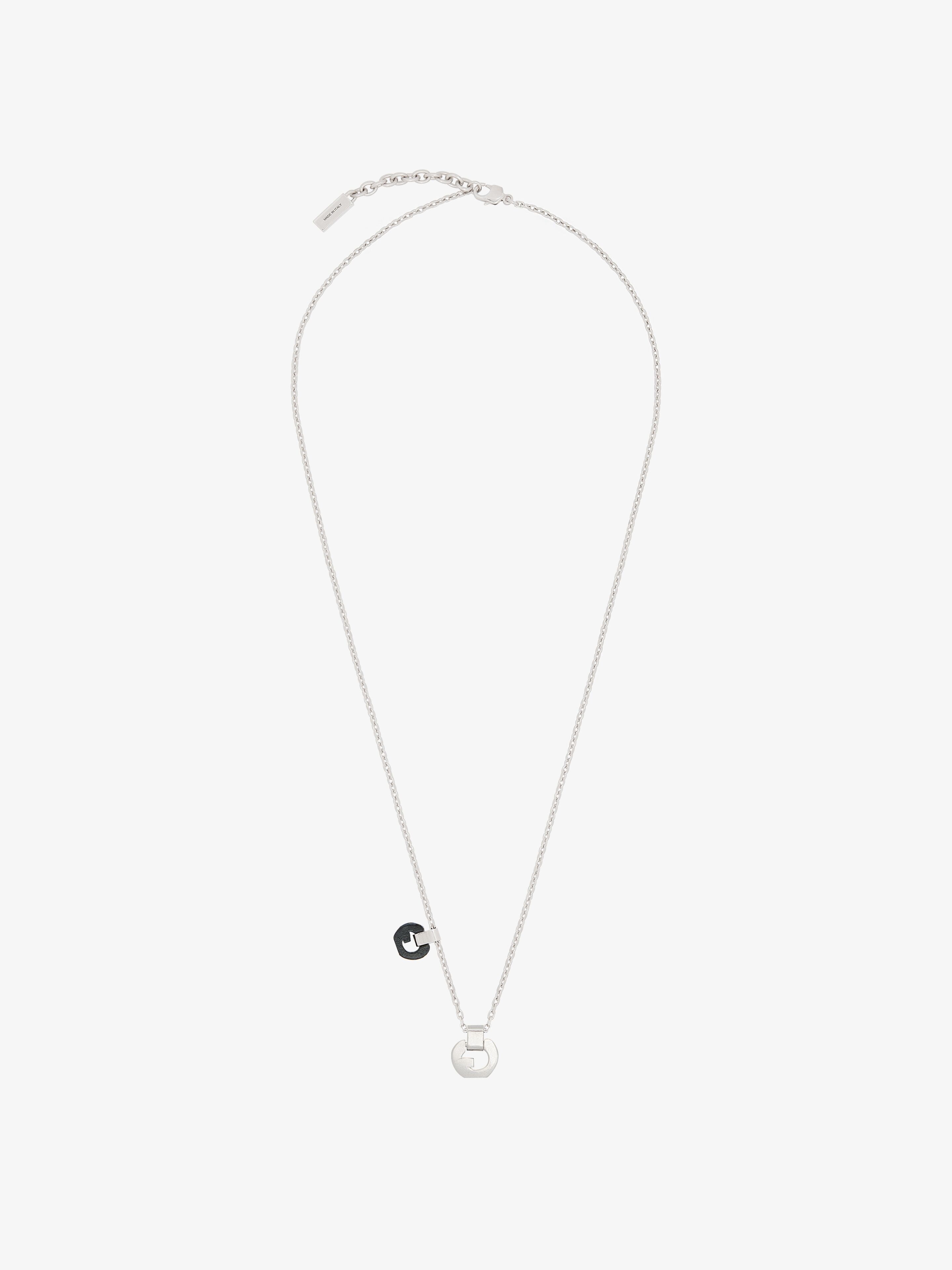 G CHAIN NECKLACE WITH PENDANT - 5