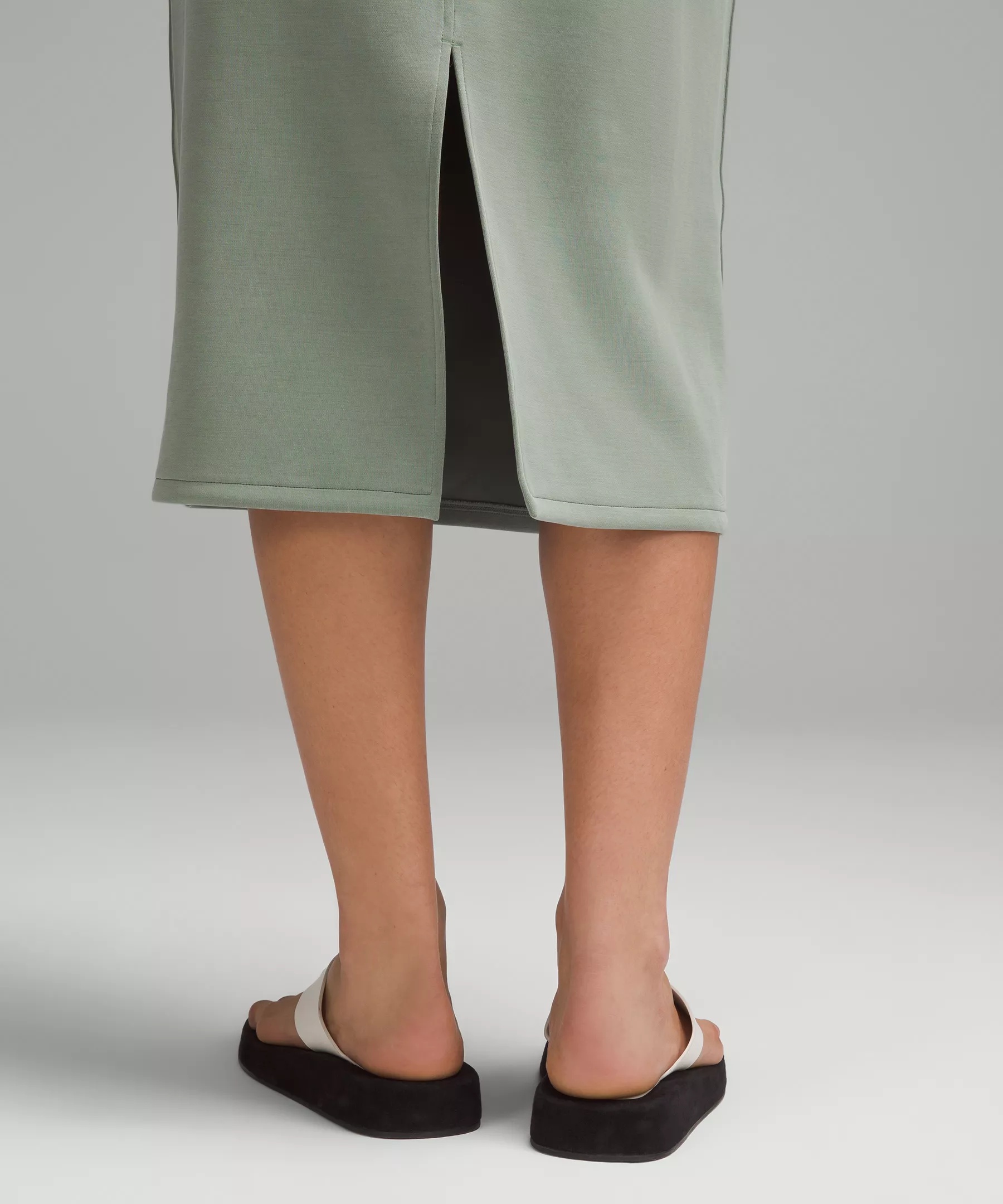 Softstreme High-Rise Midi Skirt - 5
