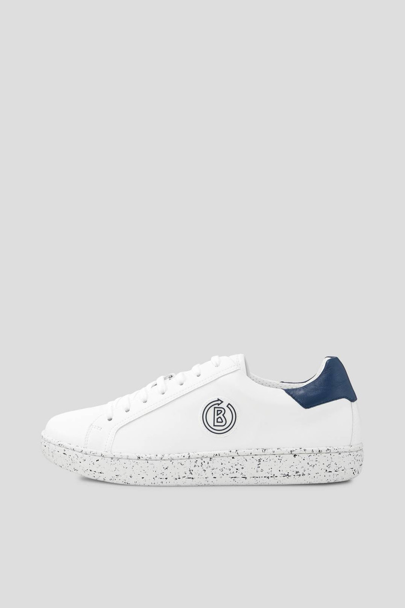 MALMÖ SUSTAINABLE SNEAKERS IN WHITE/NAVY BLUE 1