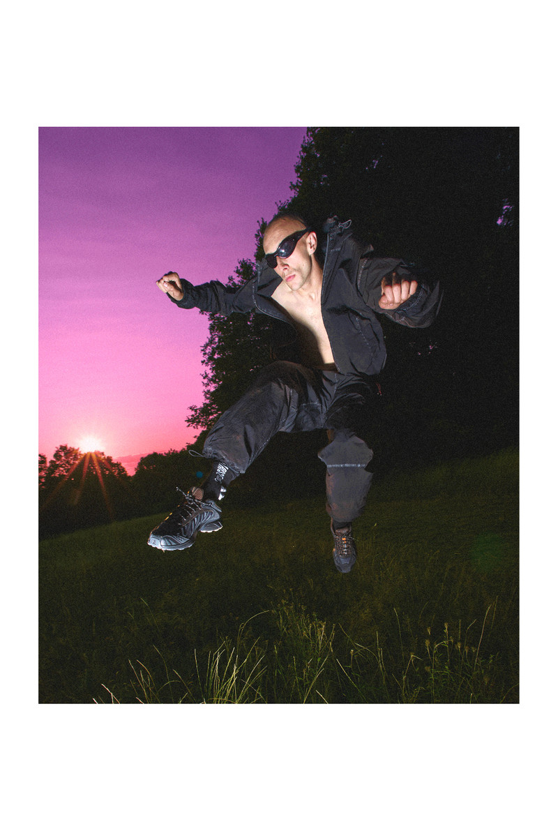 SALOMON XT WHISPER ARIES outlook