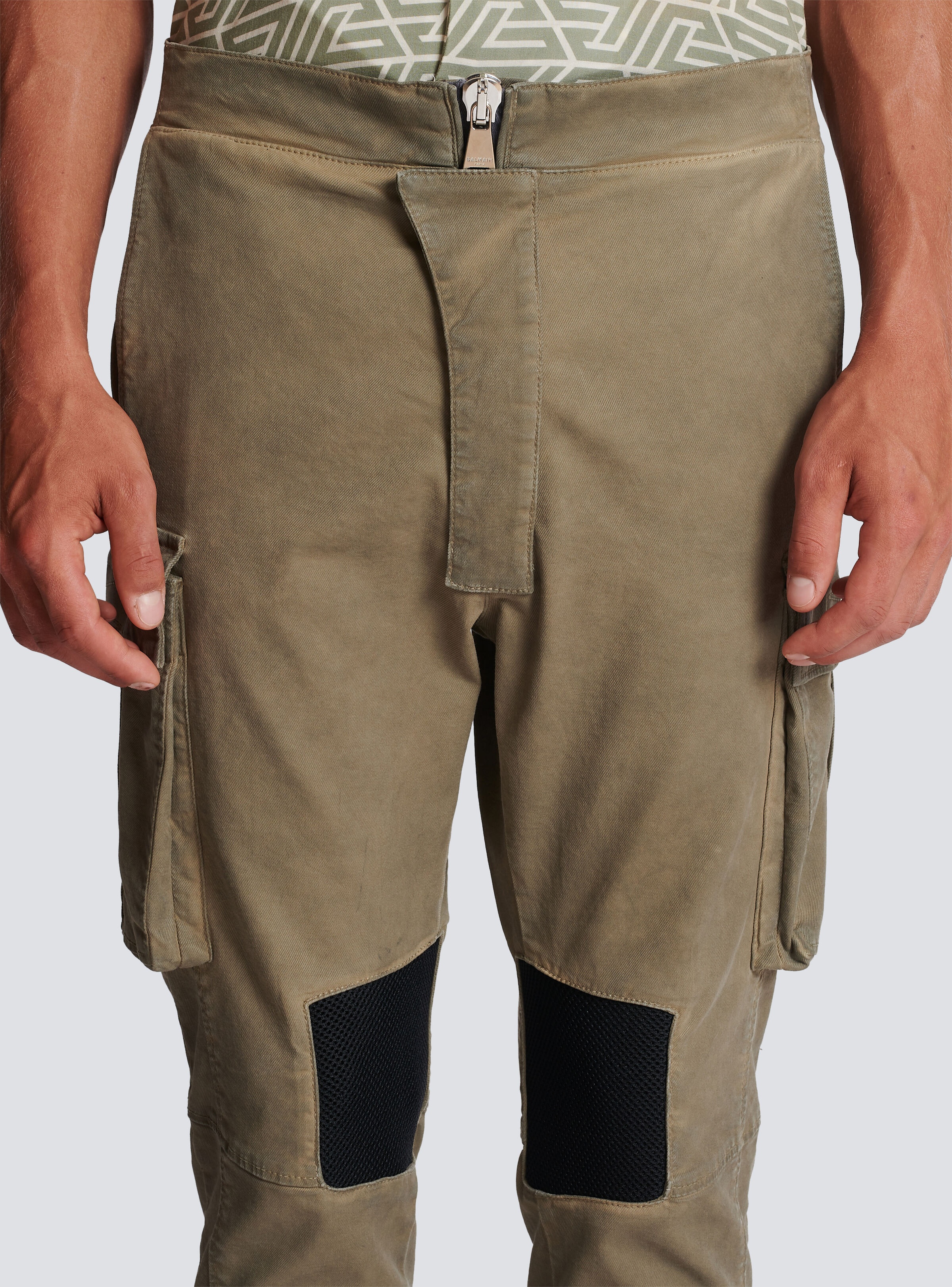 Cotton cargo trousers with inserts - 6