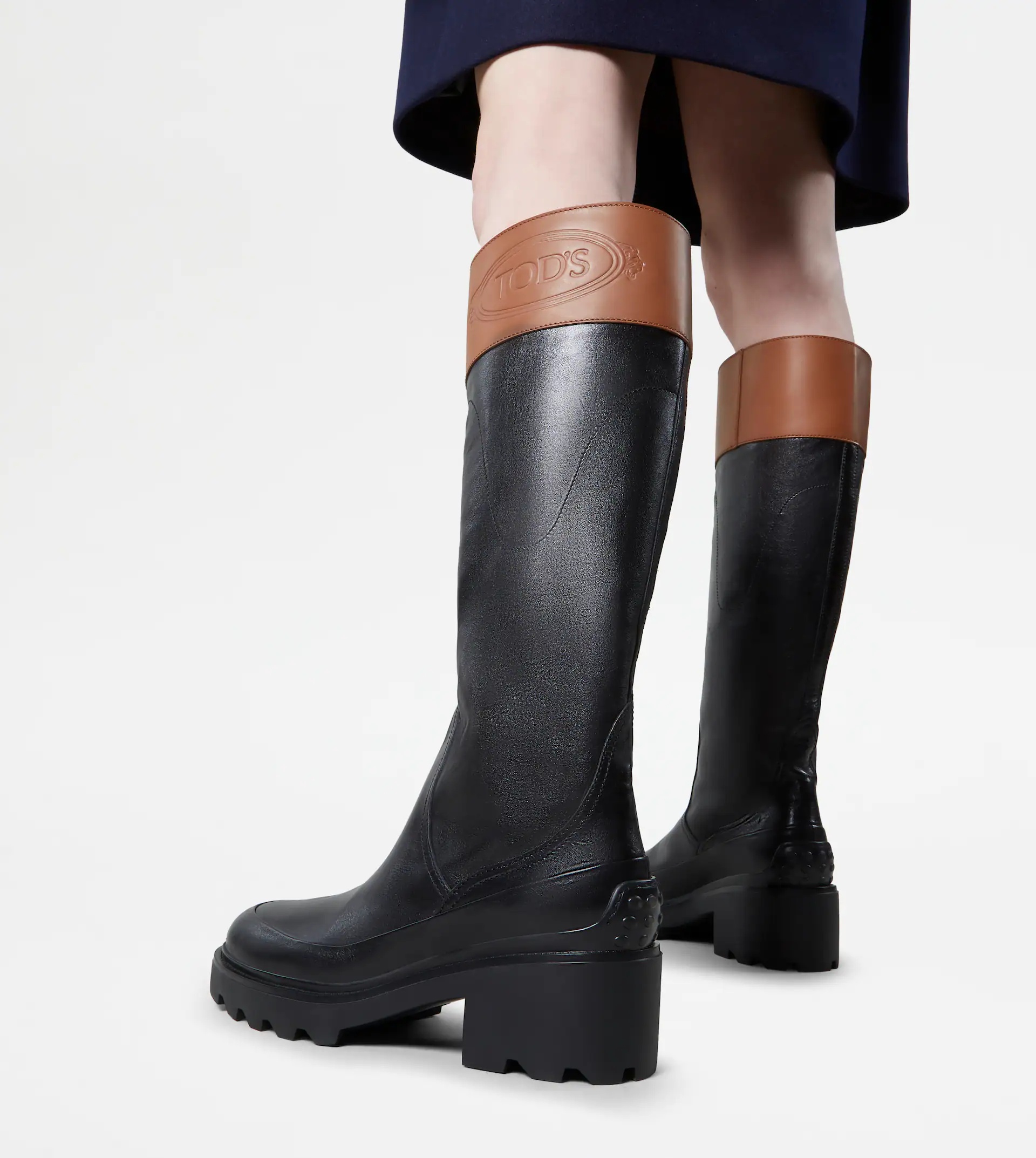 BOOTS IN LEATHER - BLACK - 2