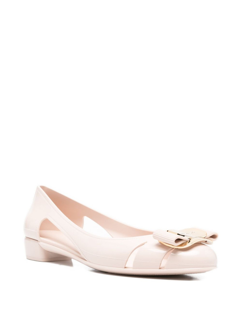 FERRAGAMO bow-detail flat pumps outlook