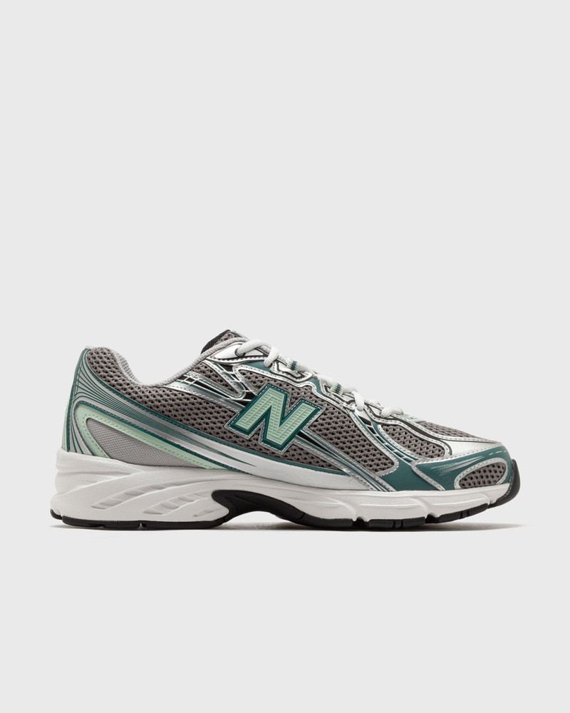 New Balance 740 outlook