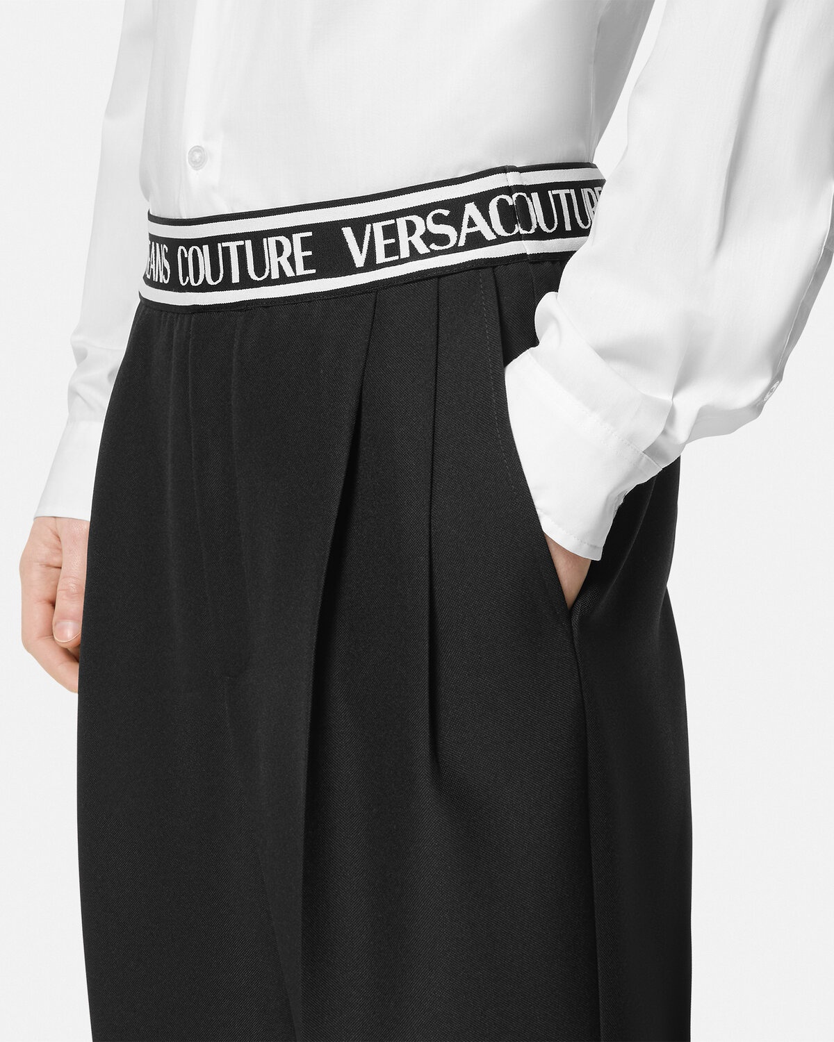 Logo Pants - 3
