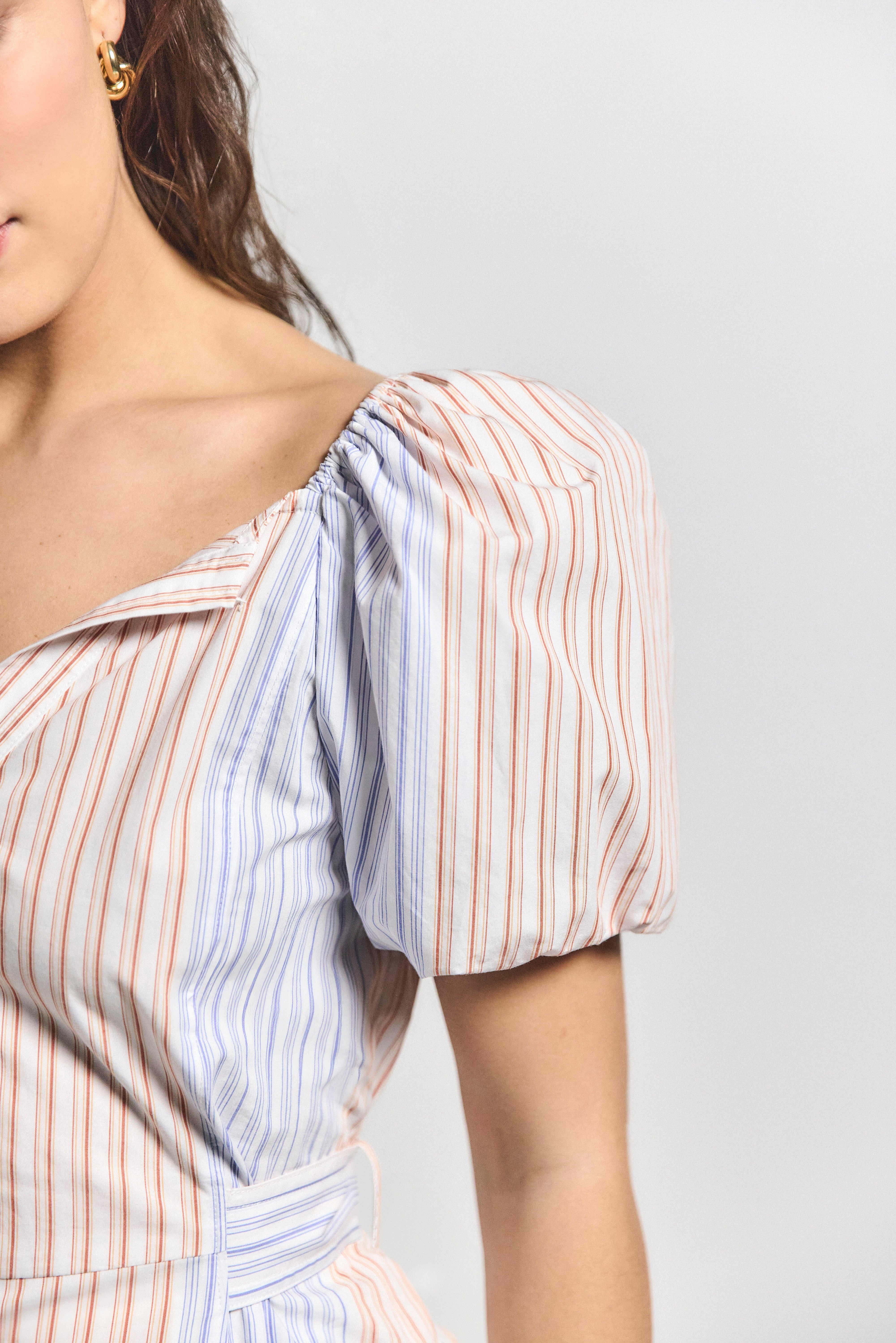 DAVINA OFF THE SHOULDER BELTED TOP - 4