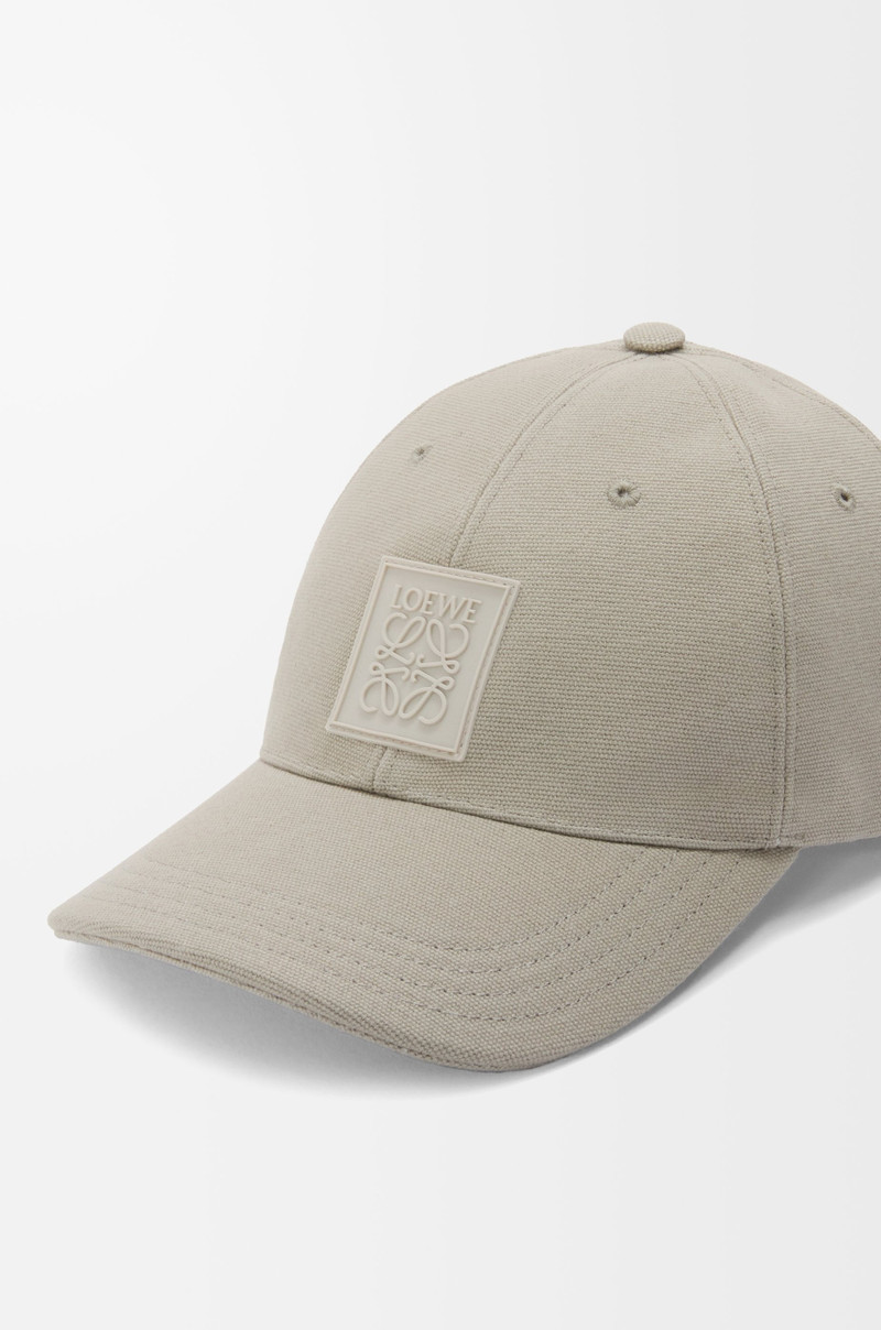 Patch cap in canvas 5