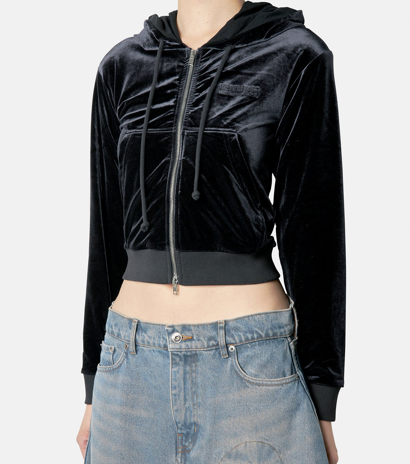 Fitted Zip-Up Velvet Hoodie - 4