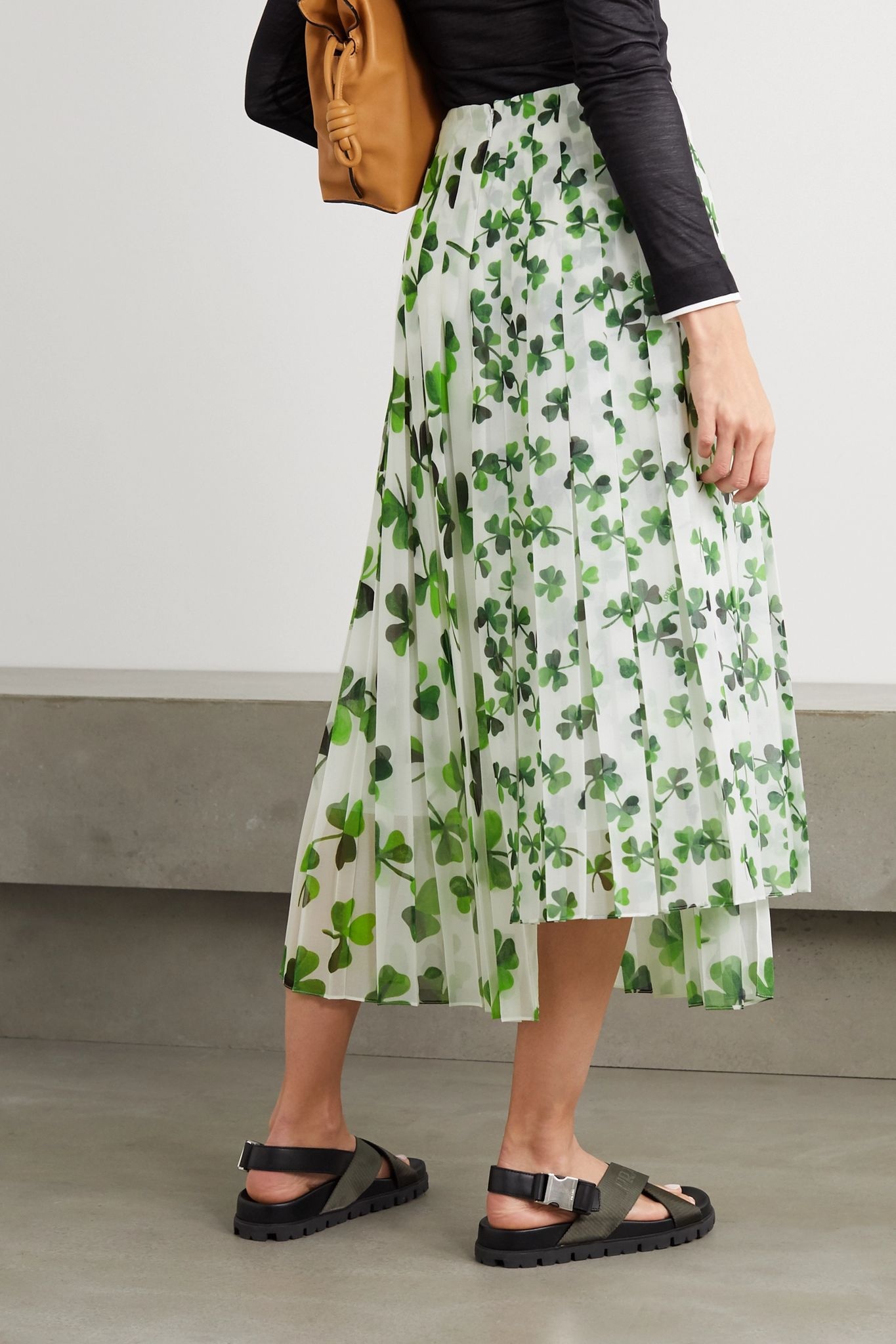 Asymmetric pleated printed chiffon midi skirt  - 3