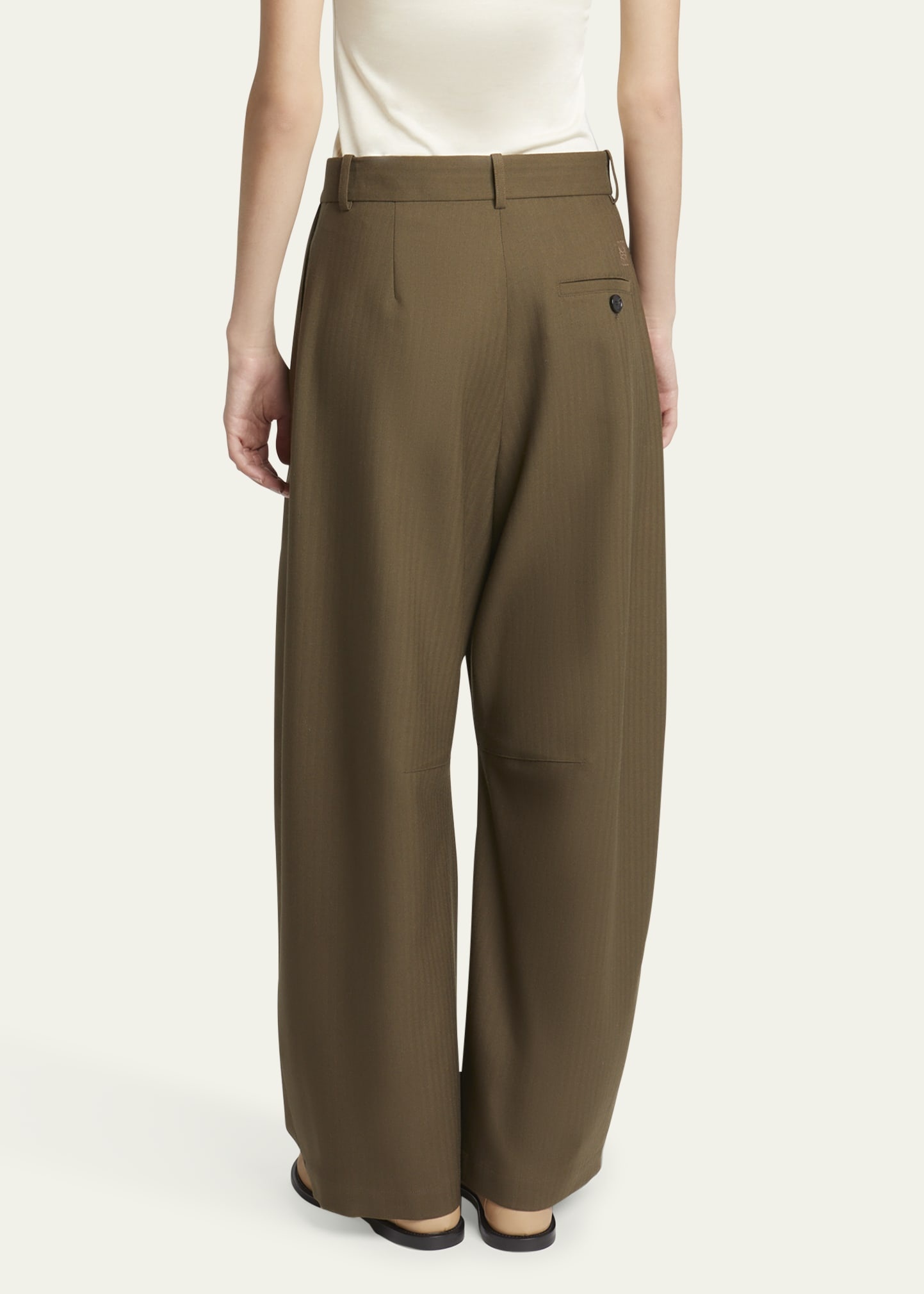 Barrel Leg Pleated Wool Trousers - 3