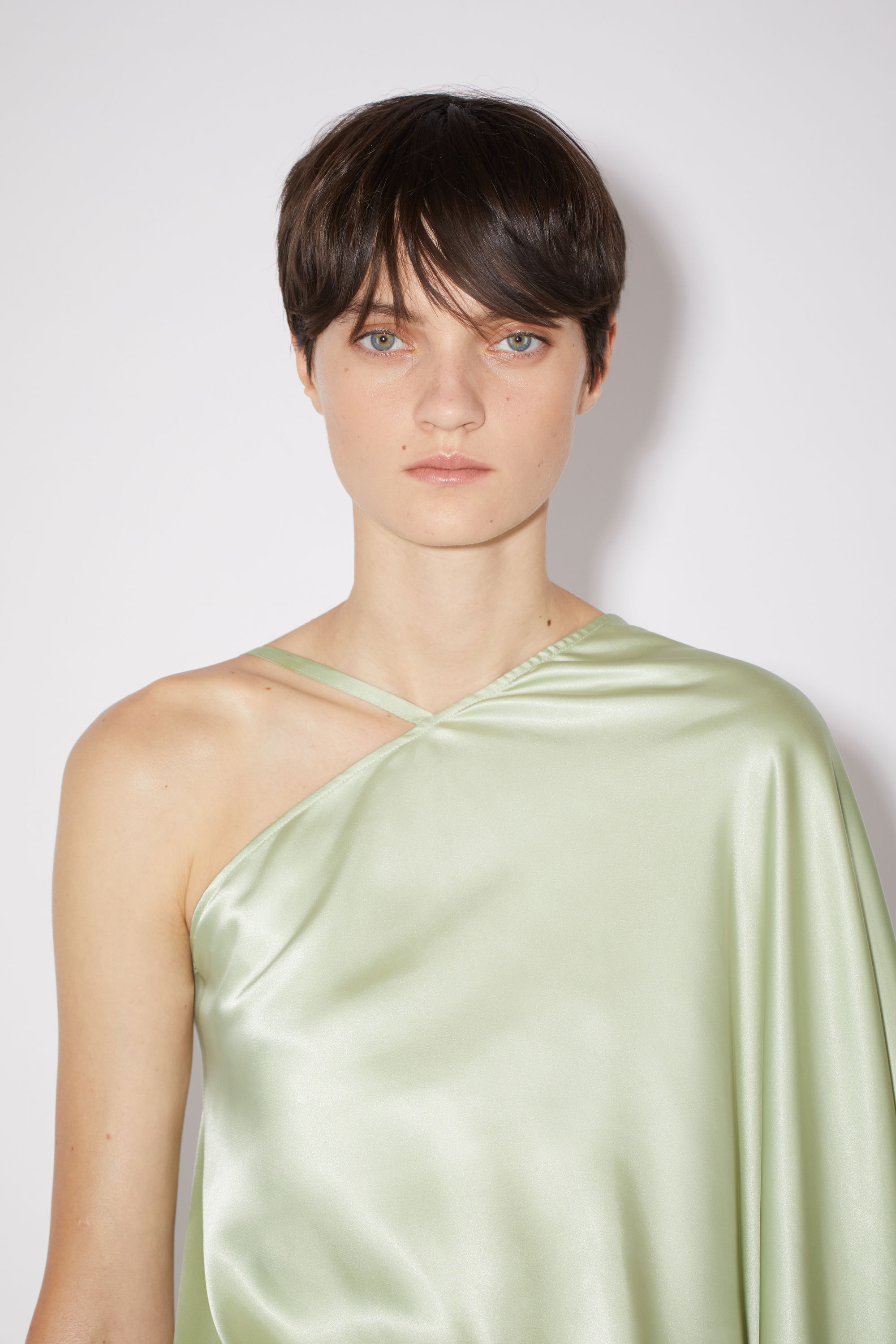 Asymmetric satin dress - Mint green - 6