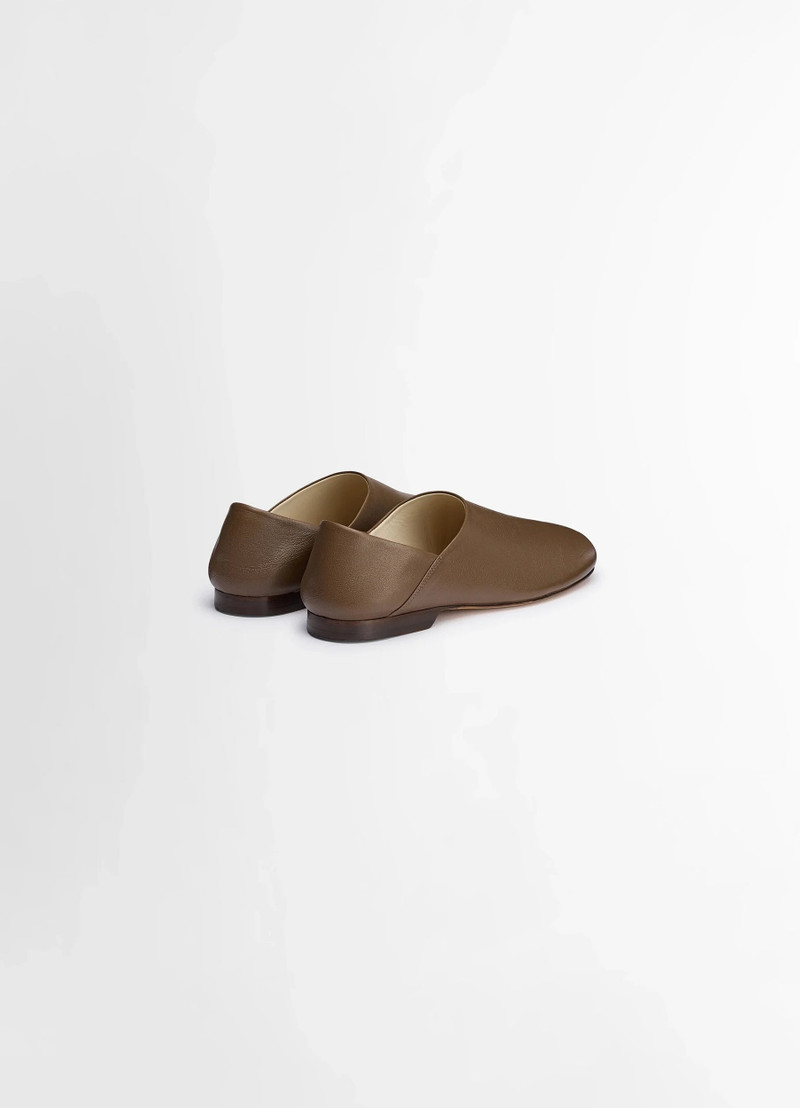 SLIPPERS 4