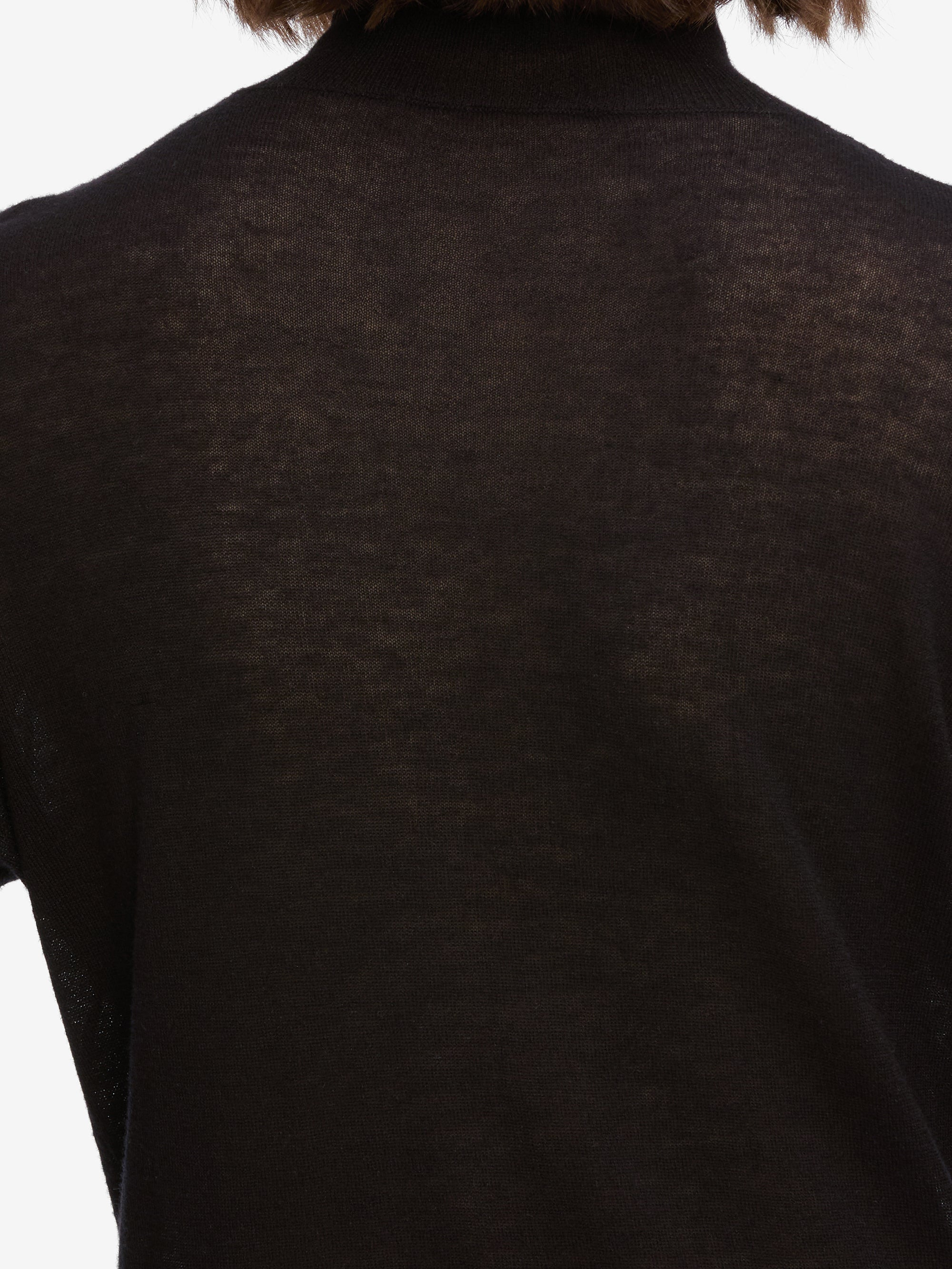 Slim Turtleneck in Black - 4