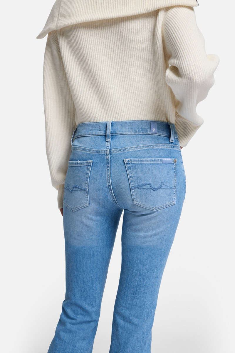 Slim Illusion Bootcut in Bloom 4