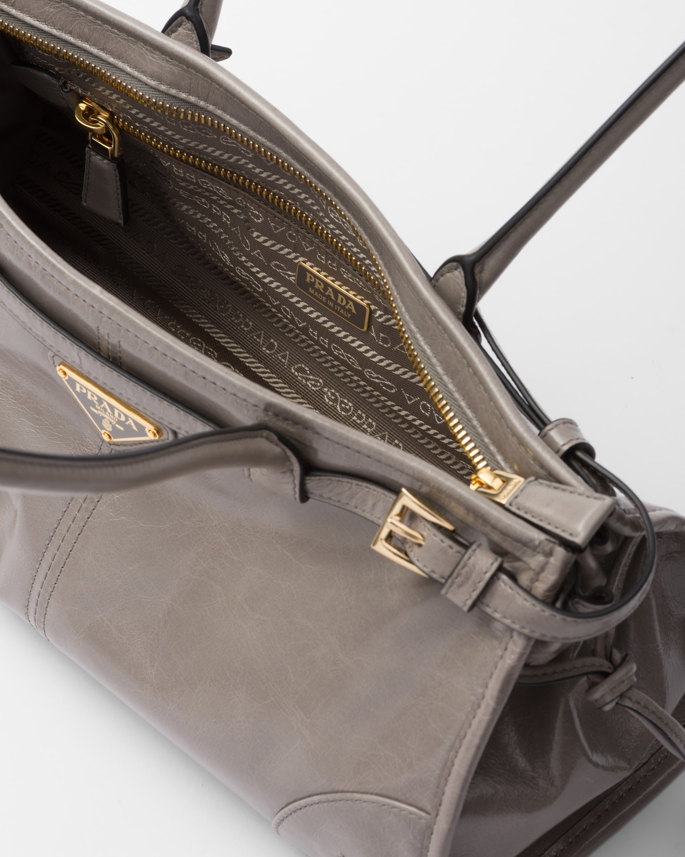 Medium leather handbag - 5