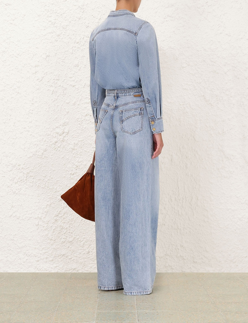 ILLUMINATE RELAXED FLARE JEAN 4