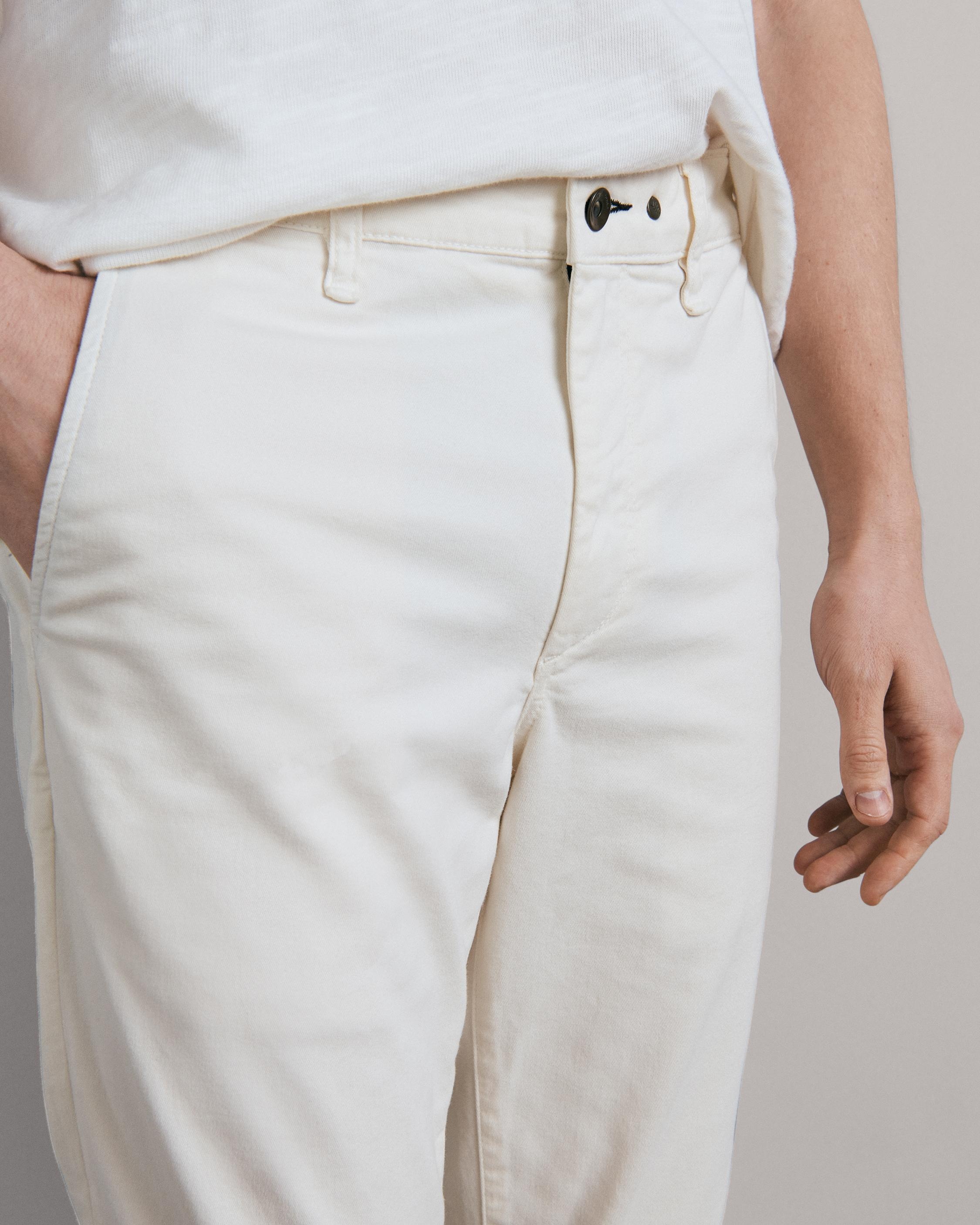 Fit 2 Stretch Twill Chino
Slim Fit Pant - 6