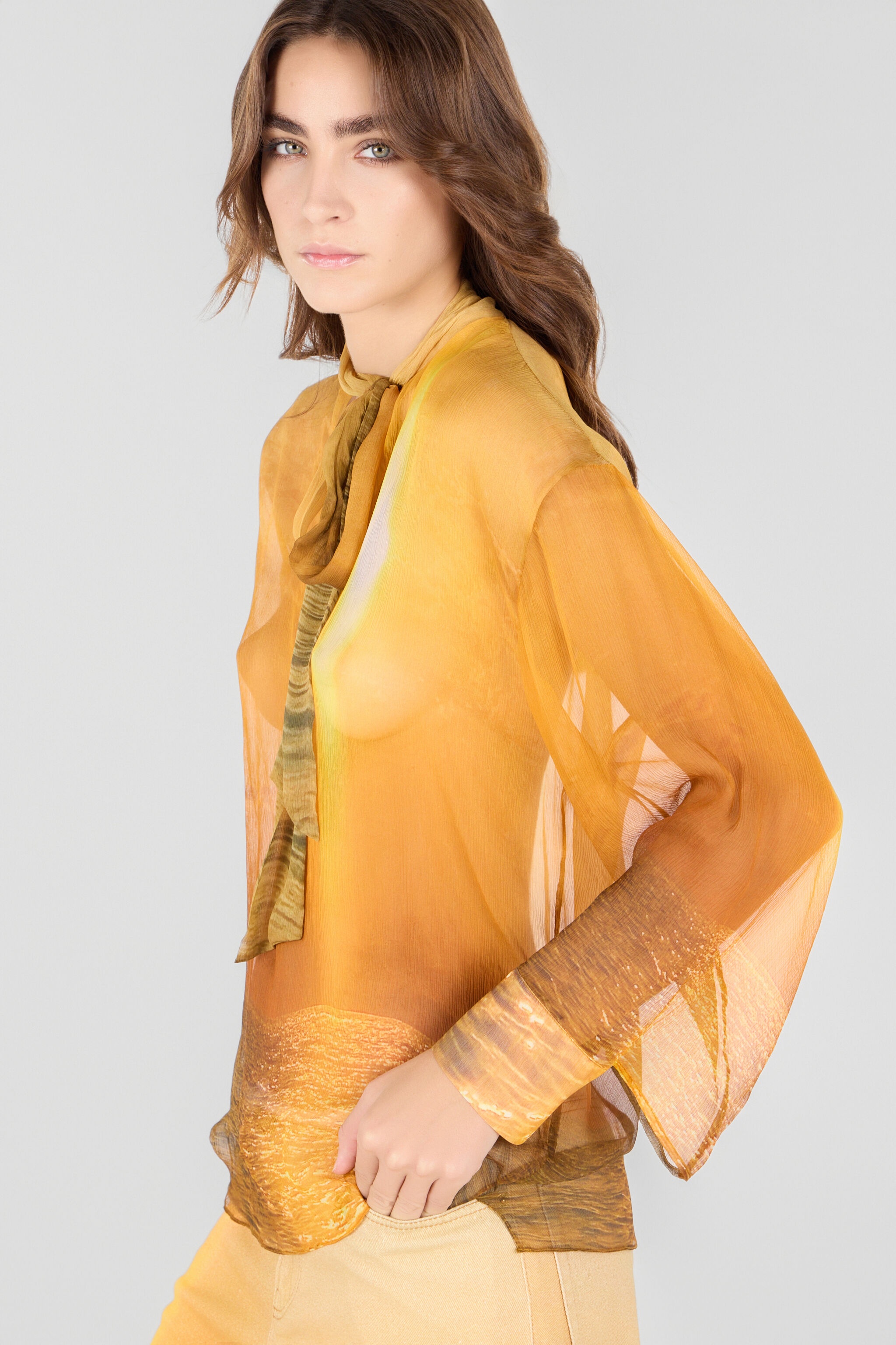 Woman Silk Shirt - 7