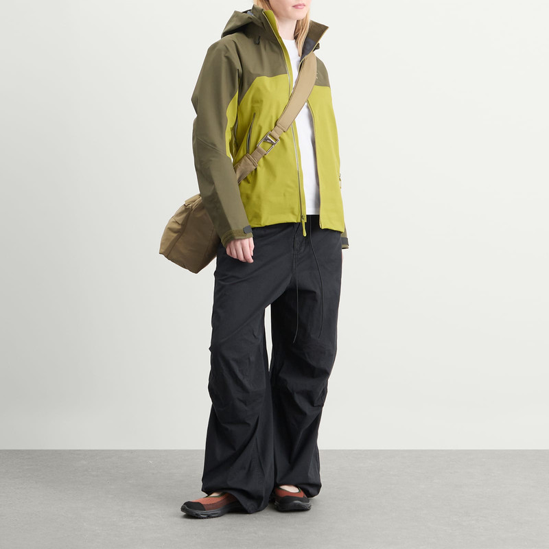 Arc'teryx Arcteryx Beta AR Jacket outlook