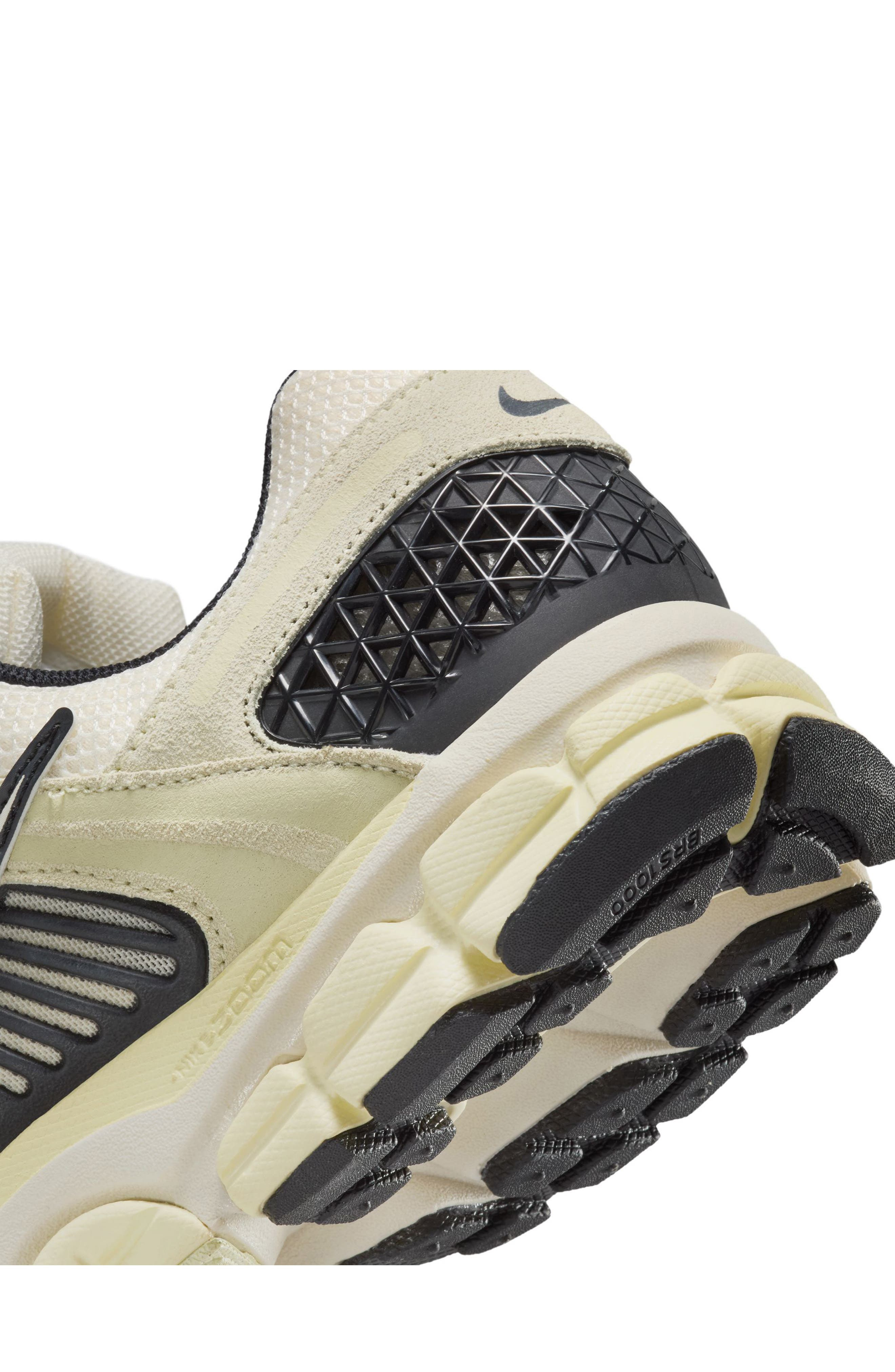 Nike Zoom Vomero 5 Premium Sneaker in Alabaster/Ivory/Black/White at Nordstrom - 7