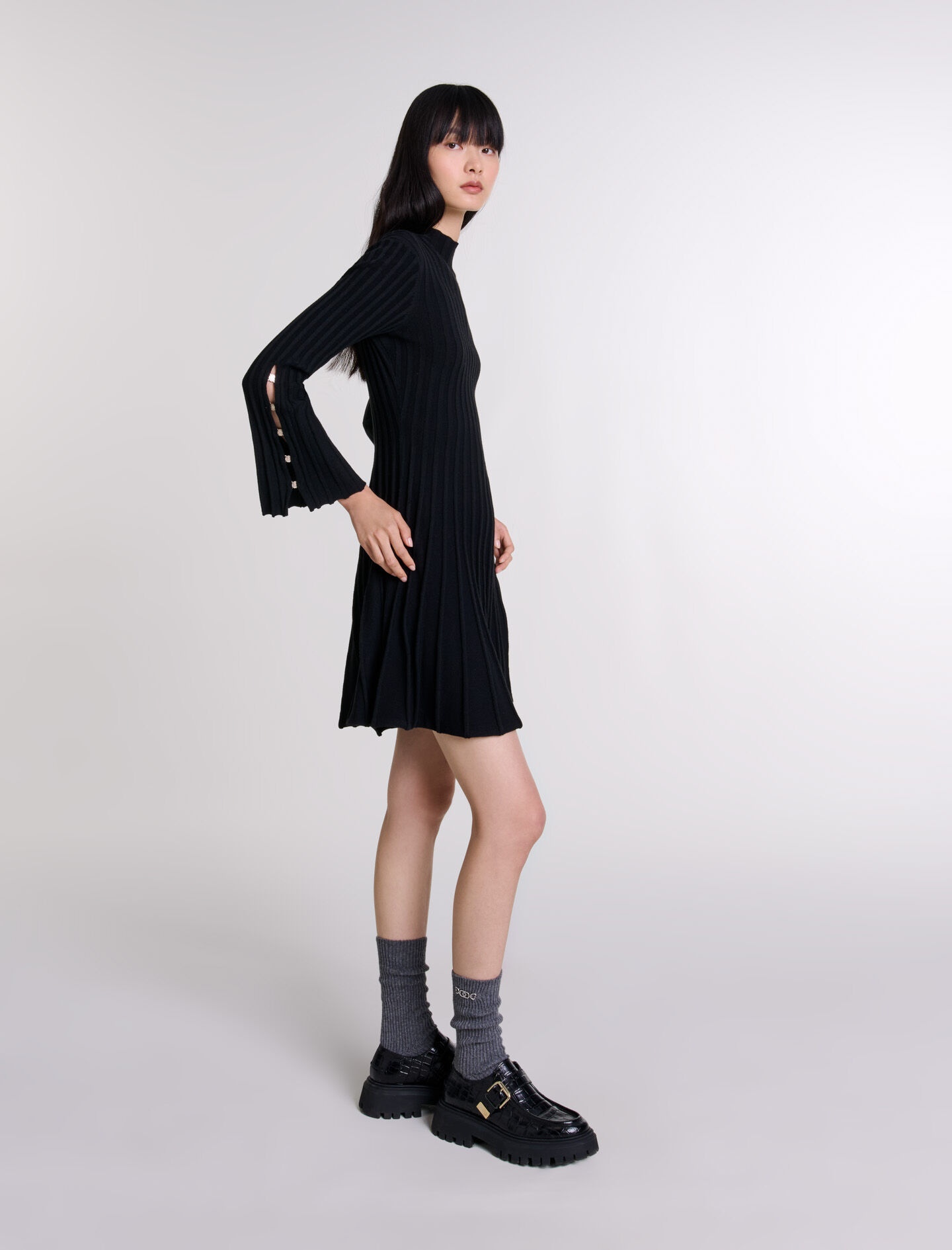 Short knit dress - 3