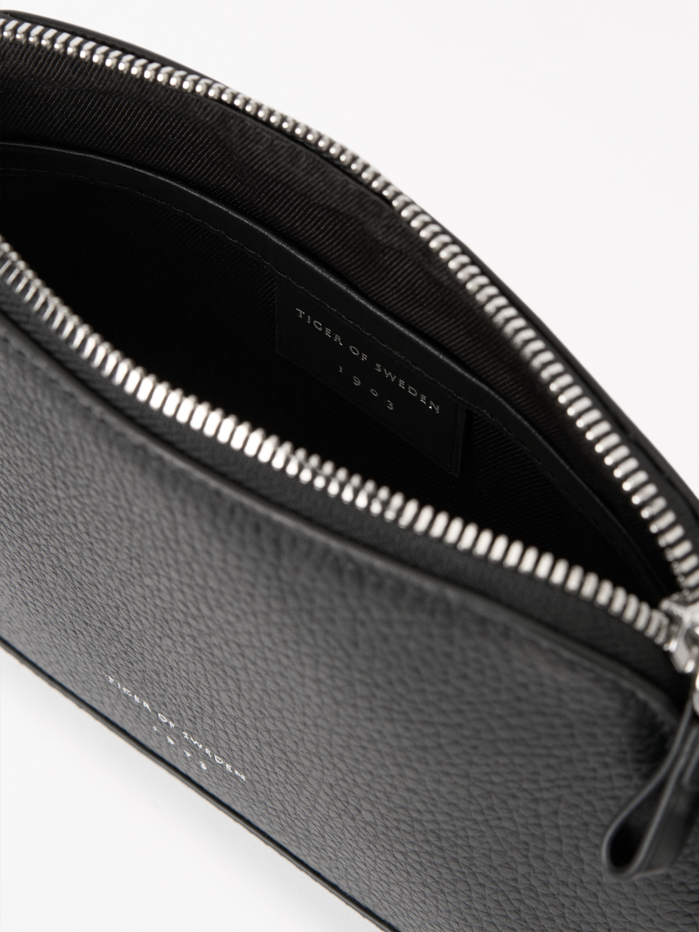 Diu Leather Day Bag - 4