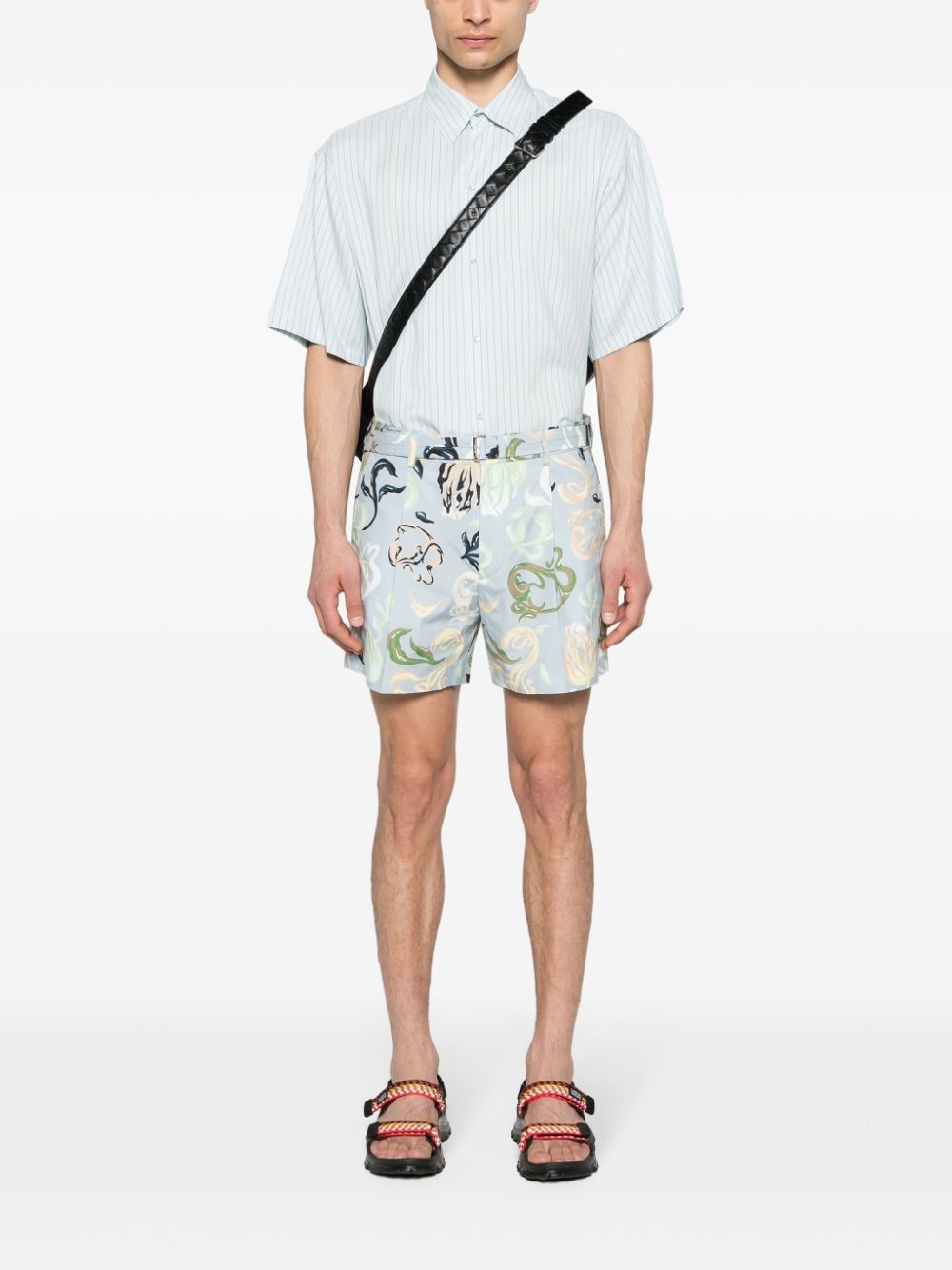 abstract-print bermuda shorts - 2