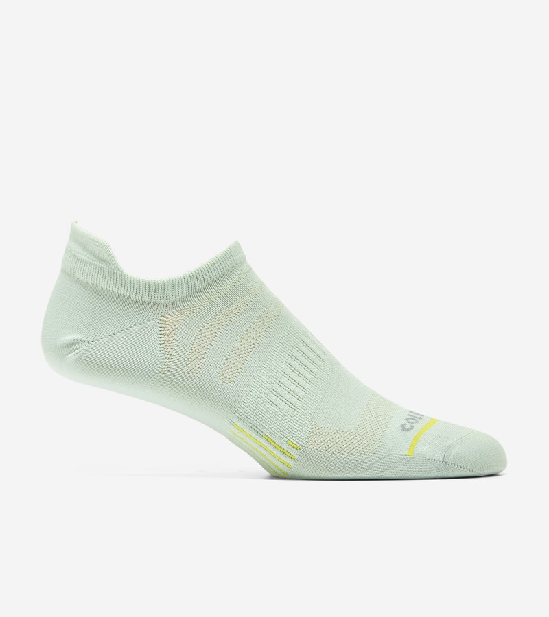 COLE HAAN Men's 3-Pair Baselayer Lowcut Socks outlook