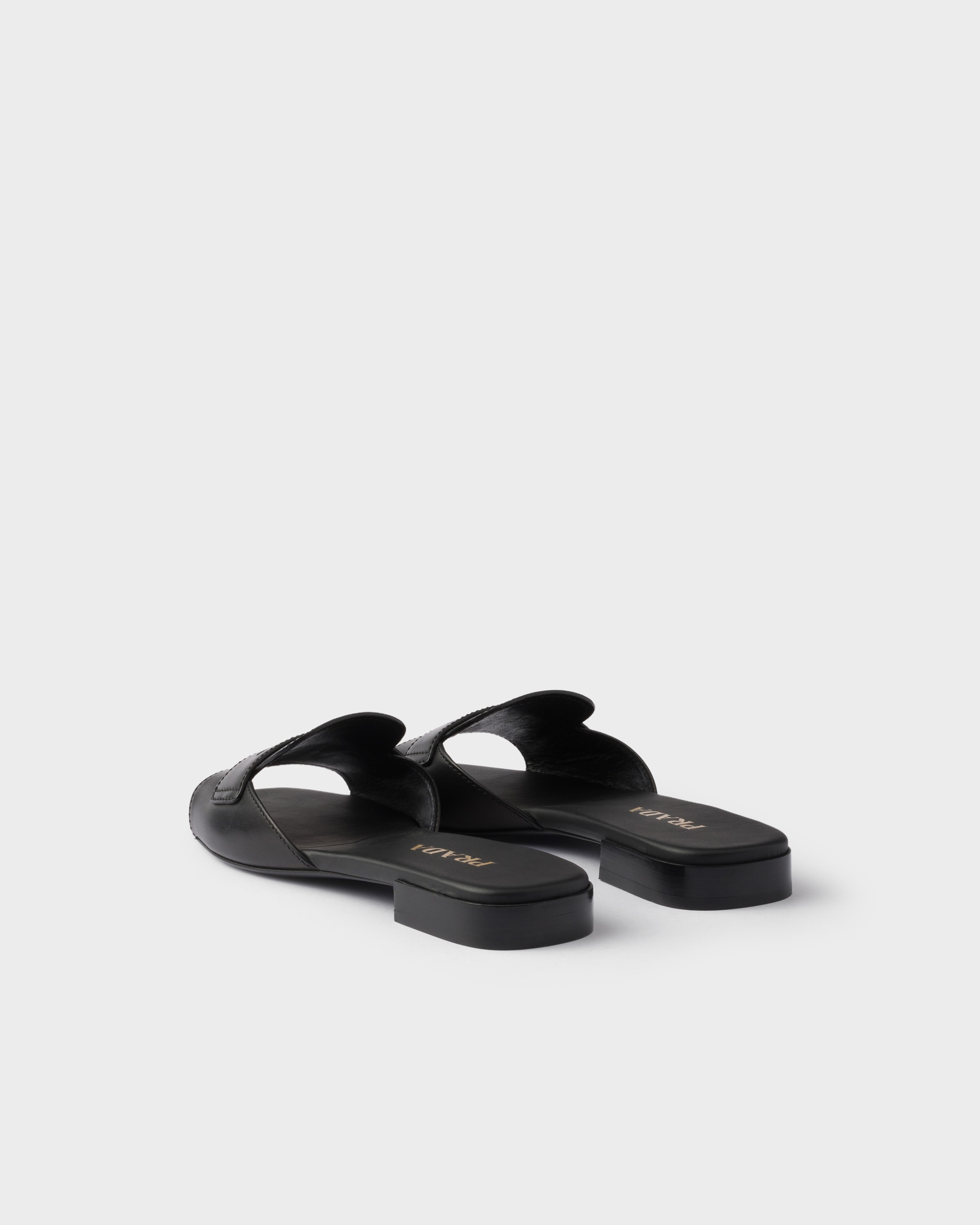 Leather slides - 4