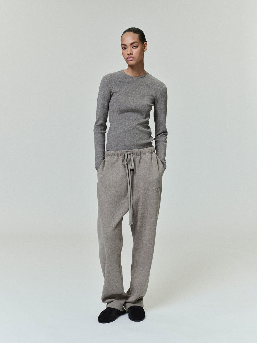 Womens Relaxed Fleece Sweatpant - 2