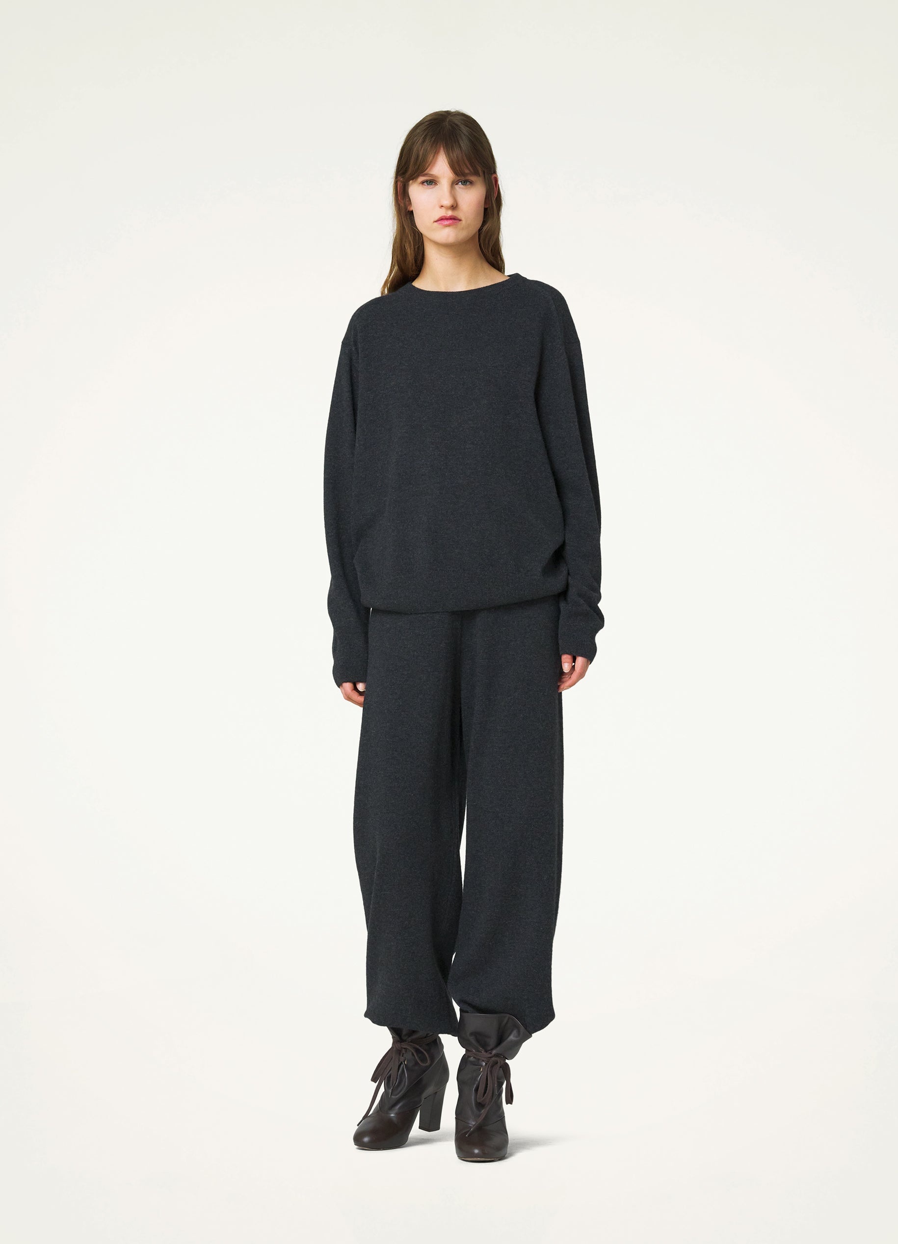 CREW NECK JUMPER - 10