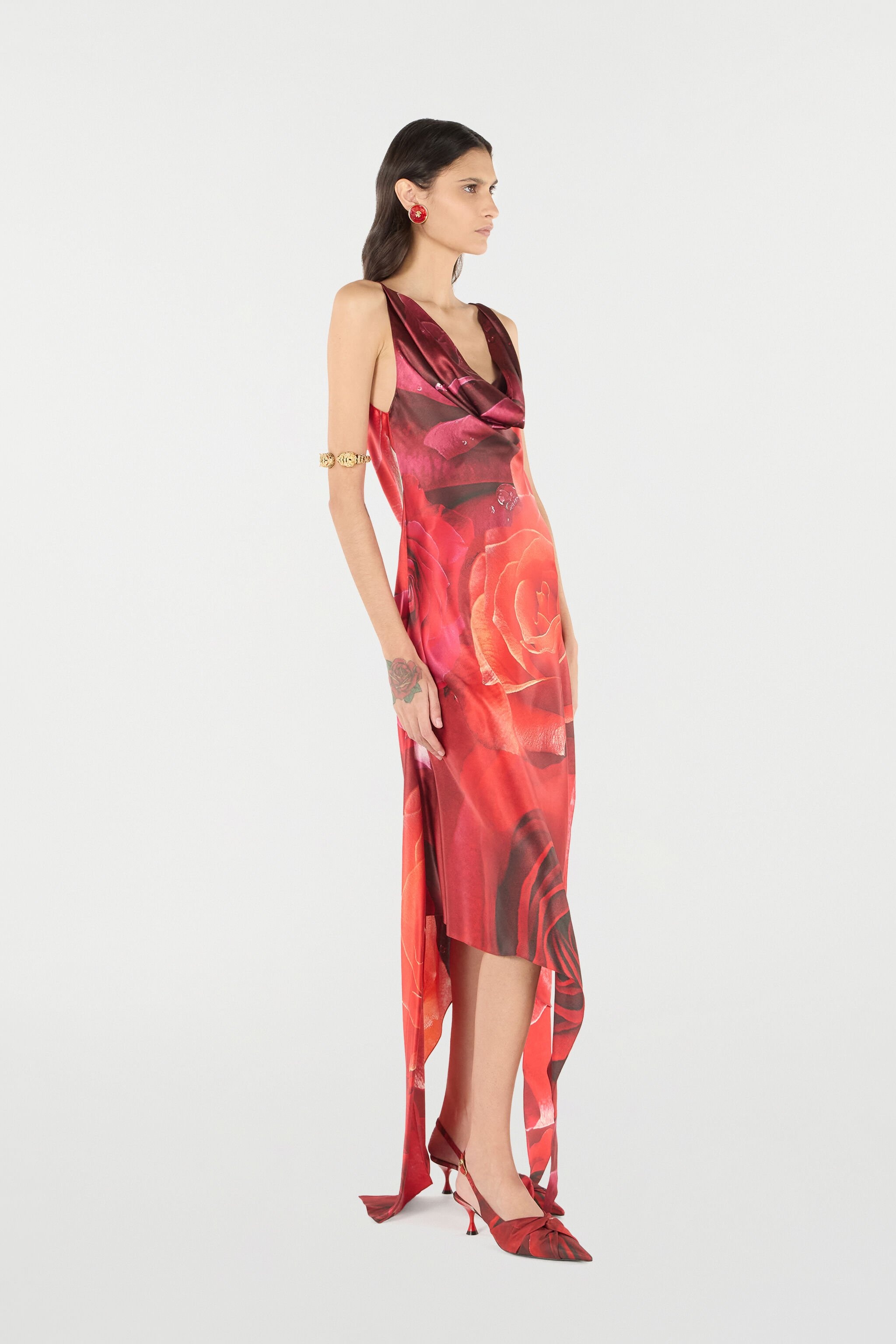 Dress With Asymmetric Skirt And Rose Print - 3