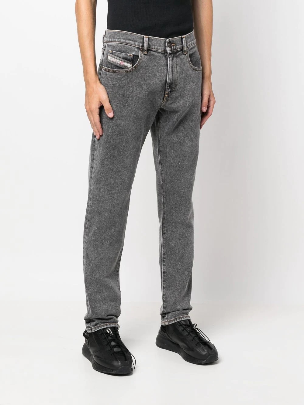 2019 D-Strukt straight jeans - 3