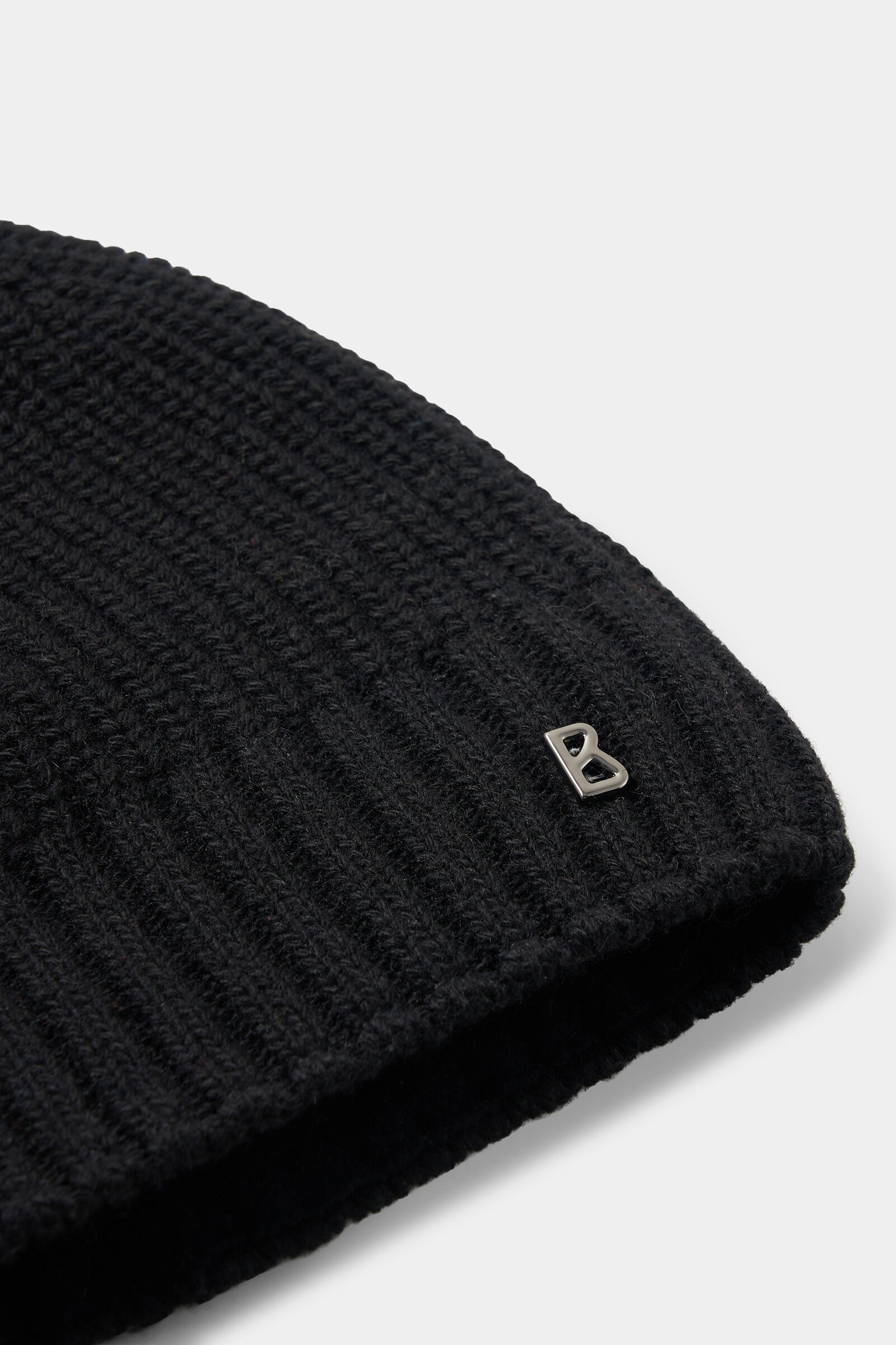 Beanie Freddy in Black - 3