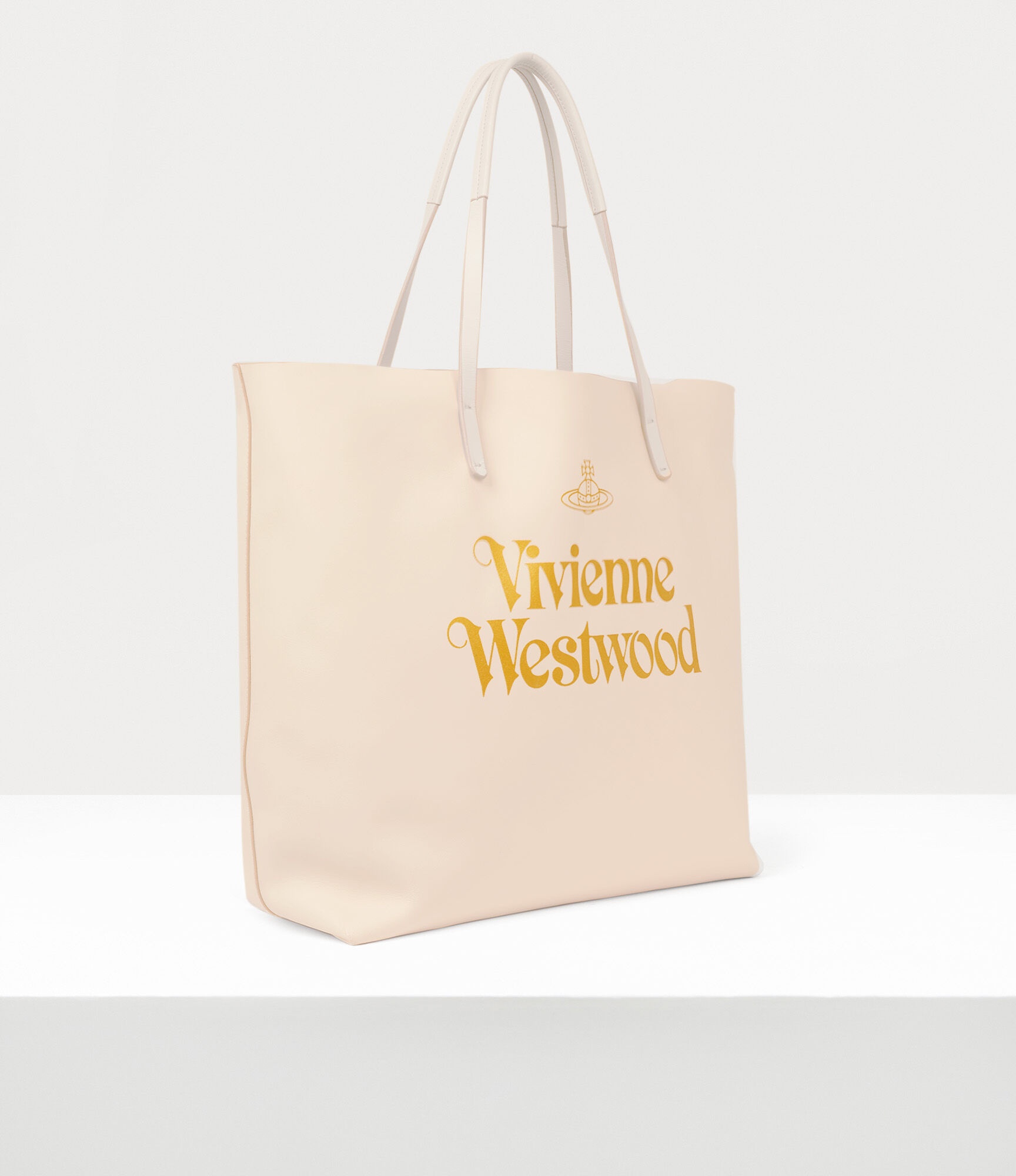 STUDIO SHOPPER - 6