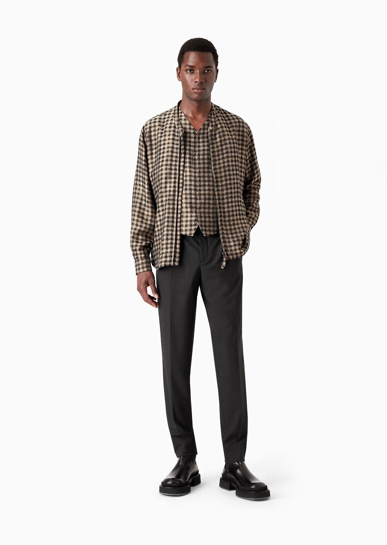 Double-darted trousers in stretch technical canvas - 4
