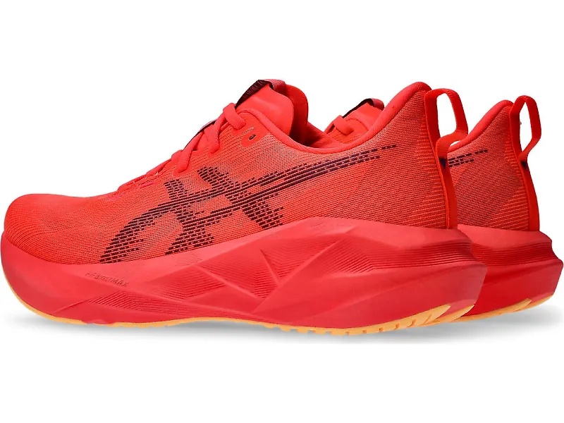 ASICS Novablast 5 - 4