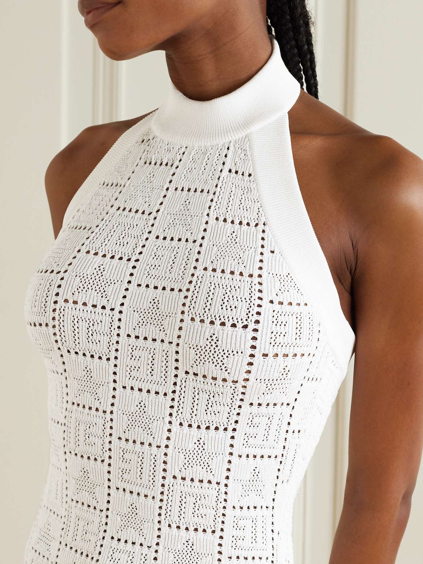 Crochet-knit halterneck dress - 5