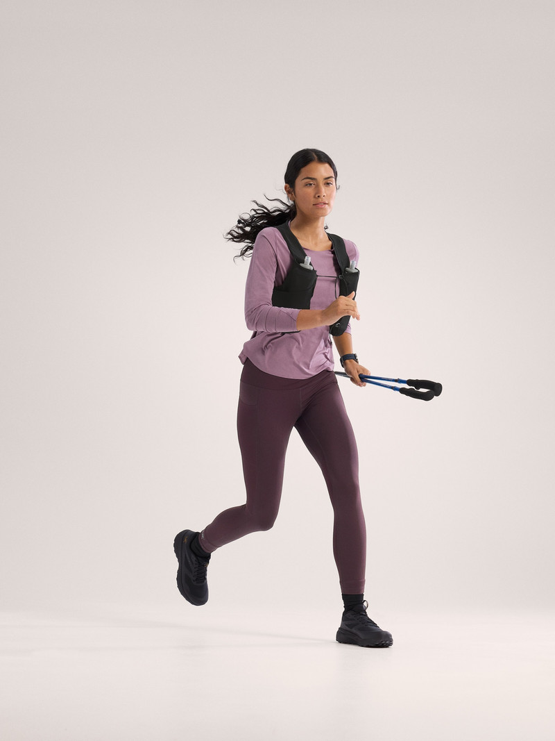 Arc'teryx Essent High-Rise Utility Legging 26" outlook