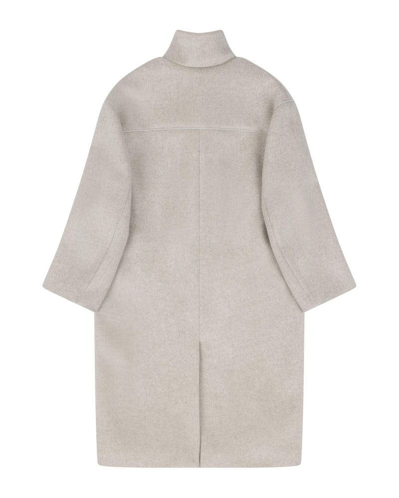 FUZZY COAT COOL GREY 8