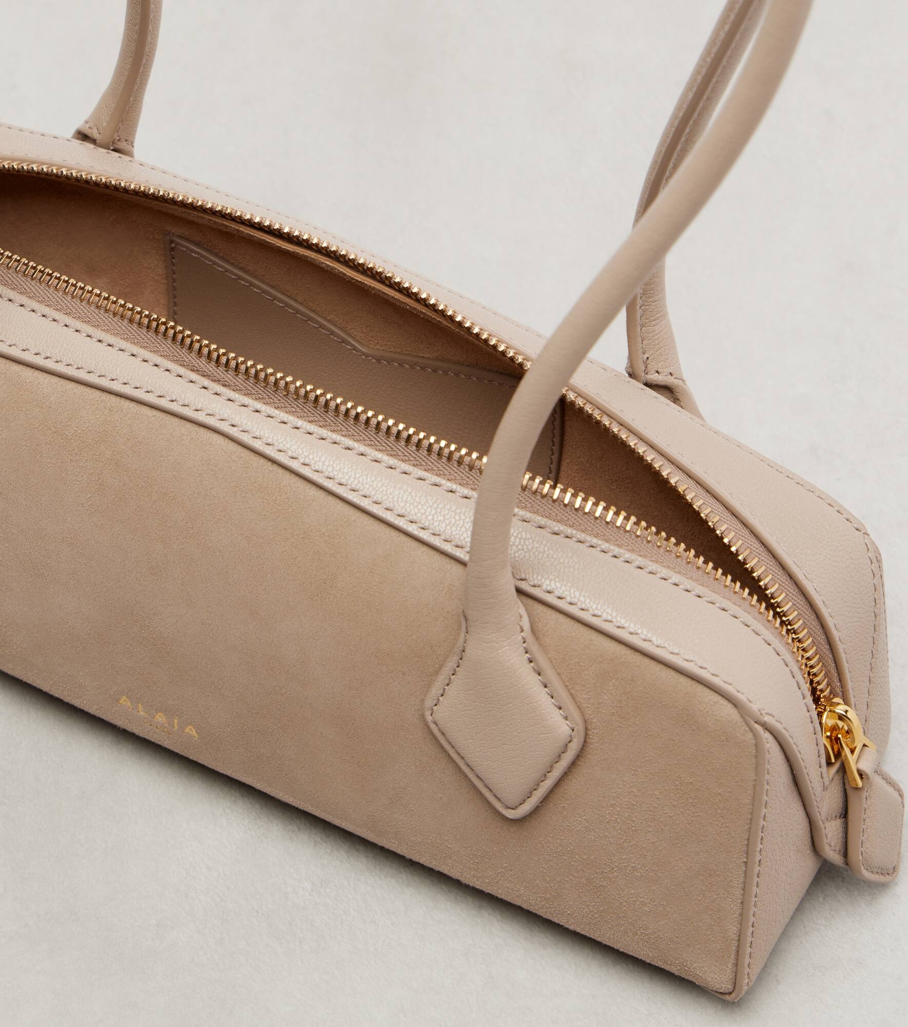 Le Teckel Small suede shoulder bag - 3
