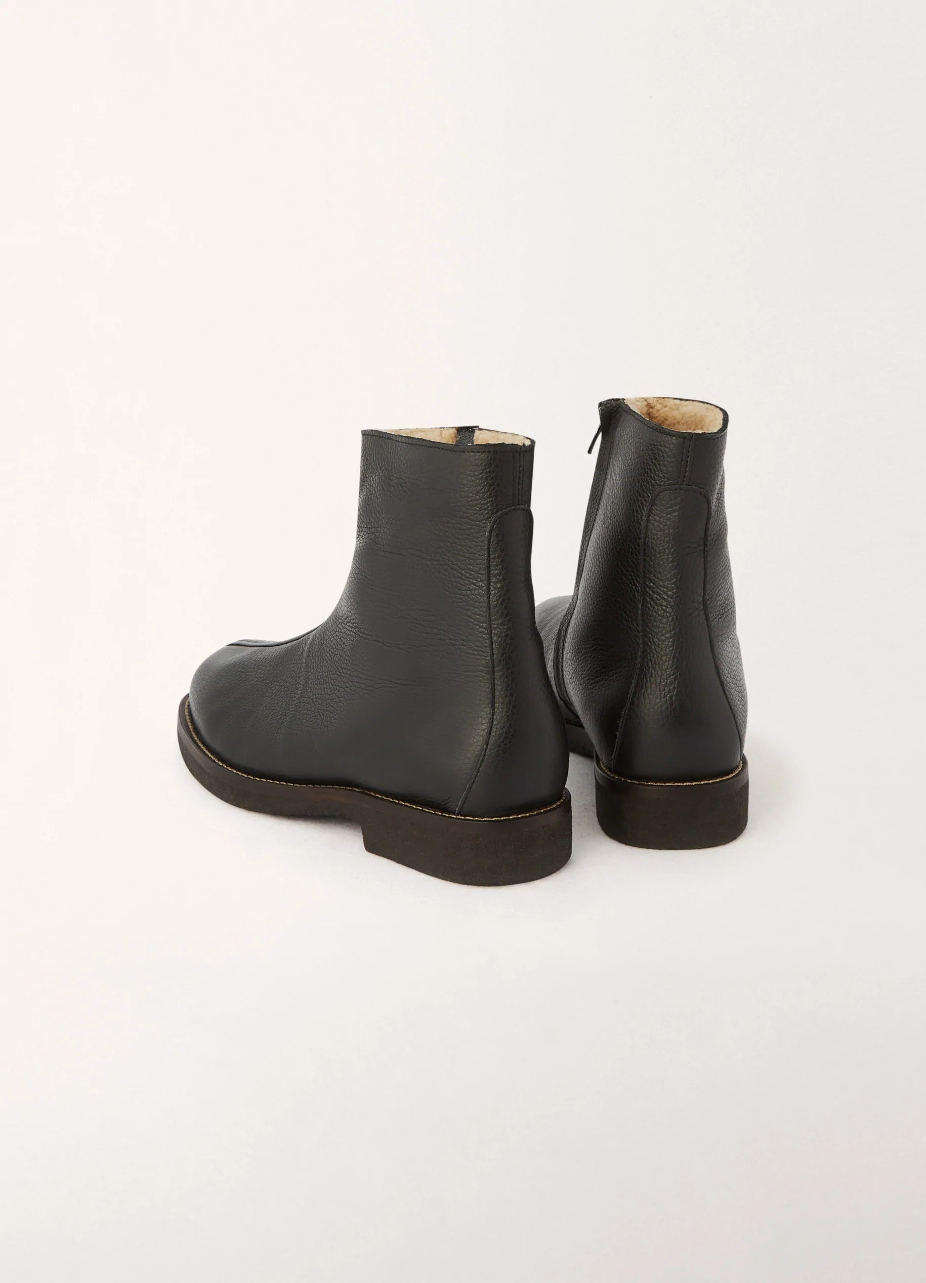 BOOTS WITH SHEARLING
GRAINE CALF LTH - 4