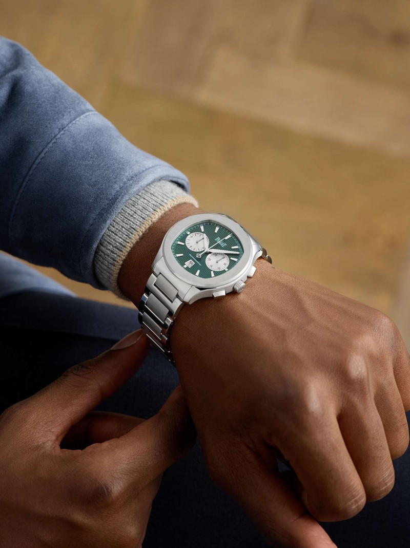 Piaget Polo Automatic Chronograph 42mm Stainless Steel Watch, Ref. No. G0A49024 outlook