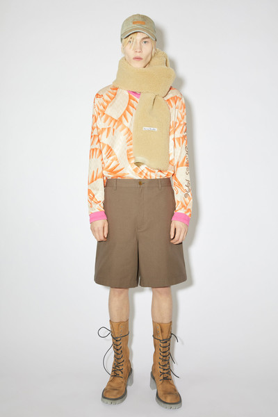Acne Studios Regular fit shorts - Hazelnut brown outlook